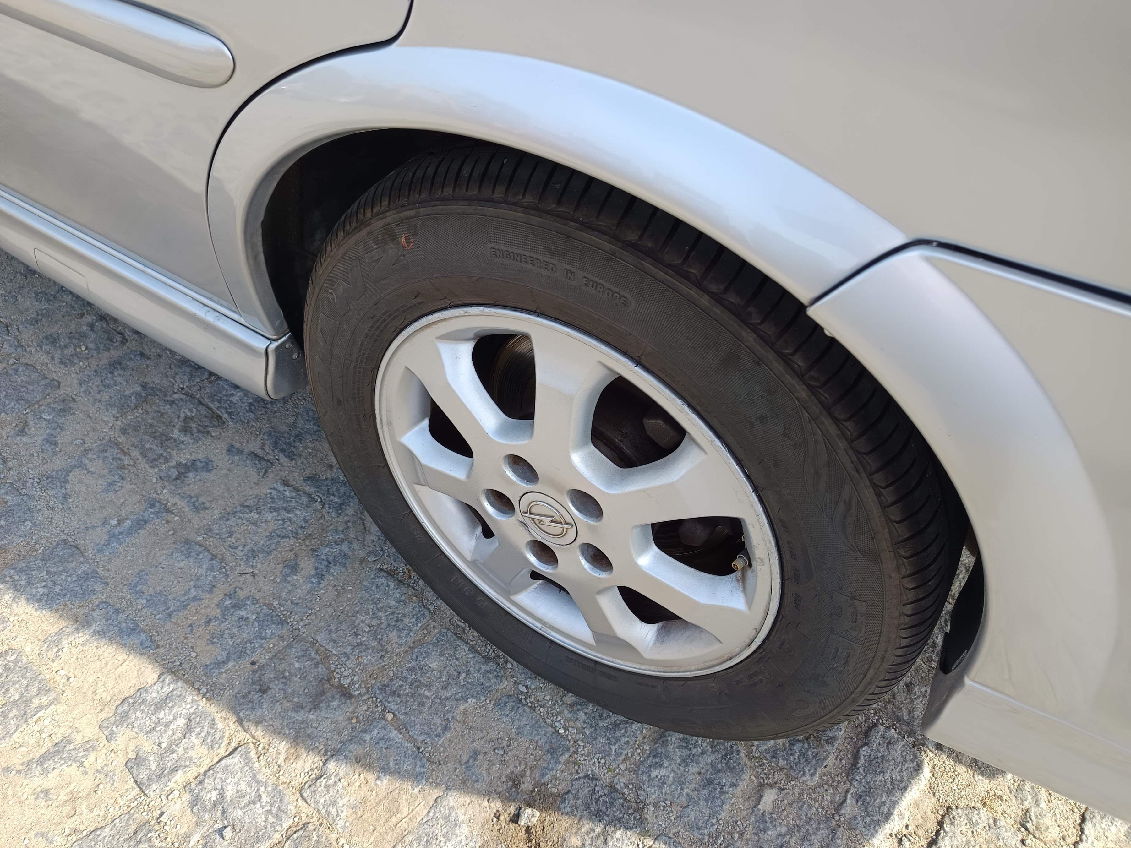 Opel Vectra · Ano 1999 — image 12