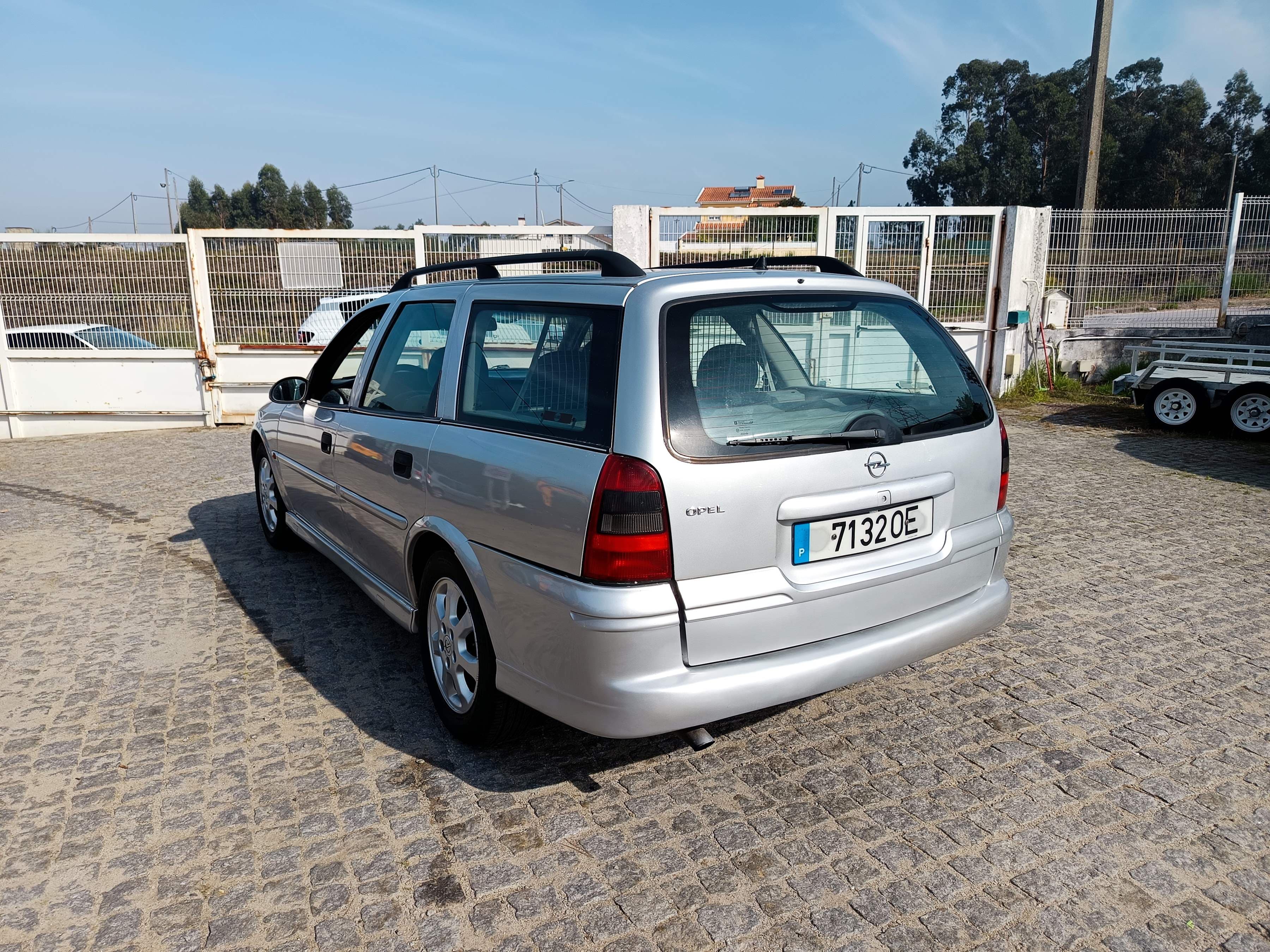 Opel Vectra · Ano 1999 — image 10