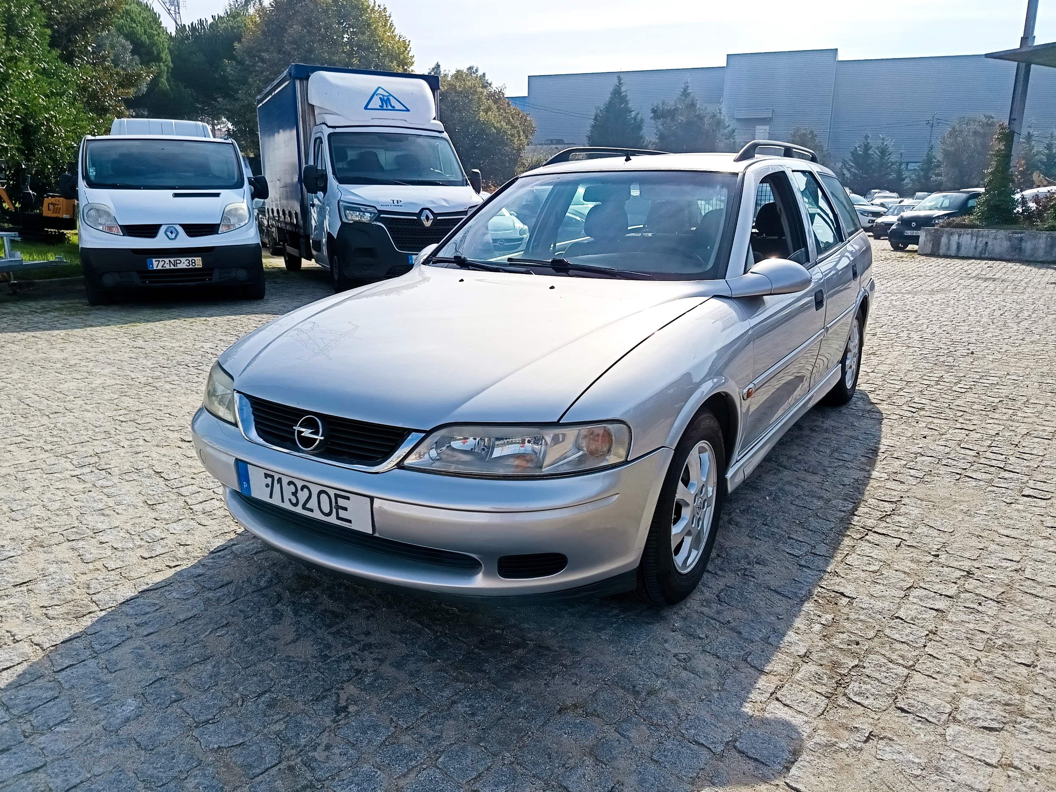Opel Vectra · Ano 1999 — image 1