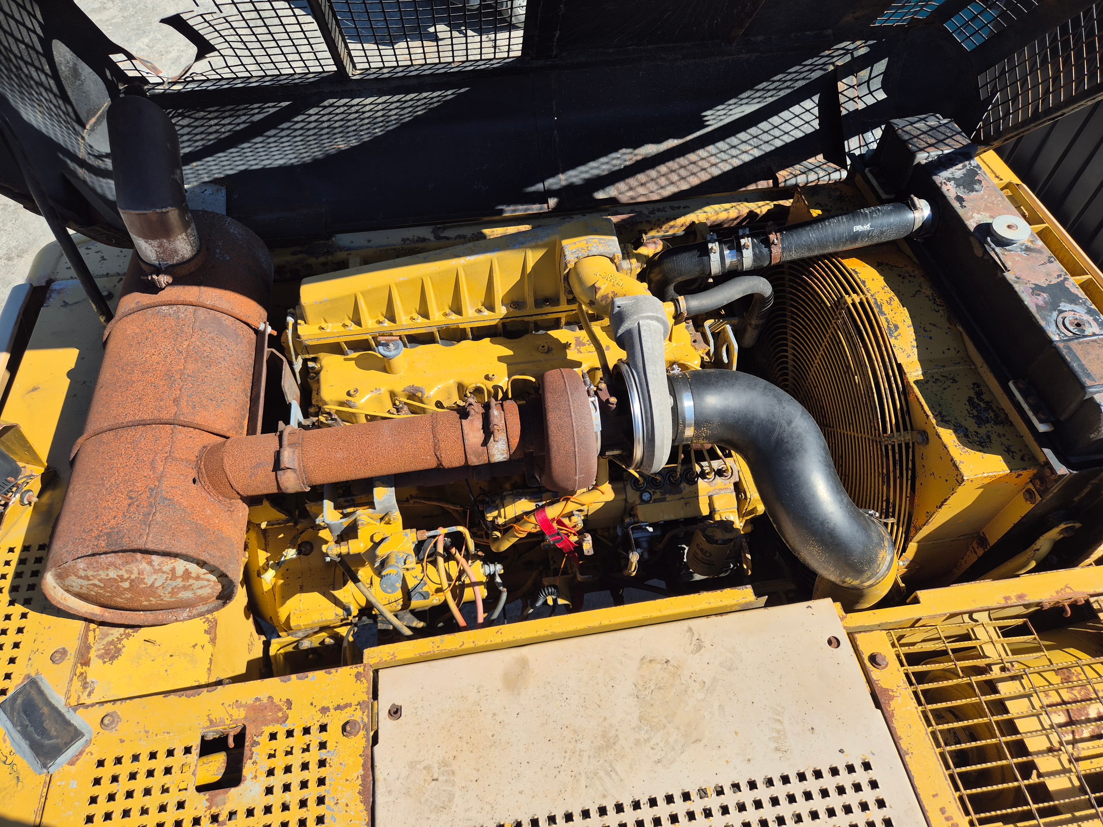 Escavadora Caterpillar — image 14