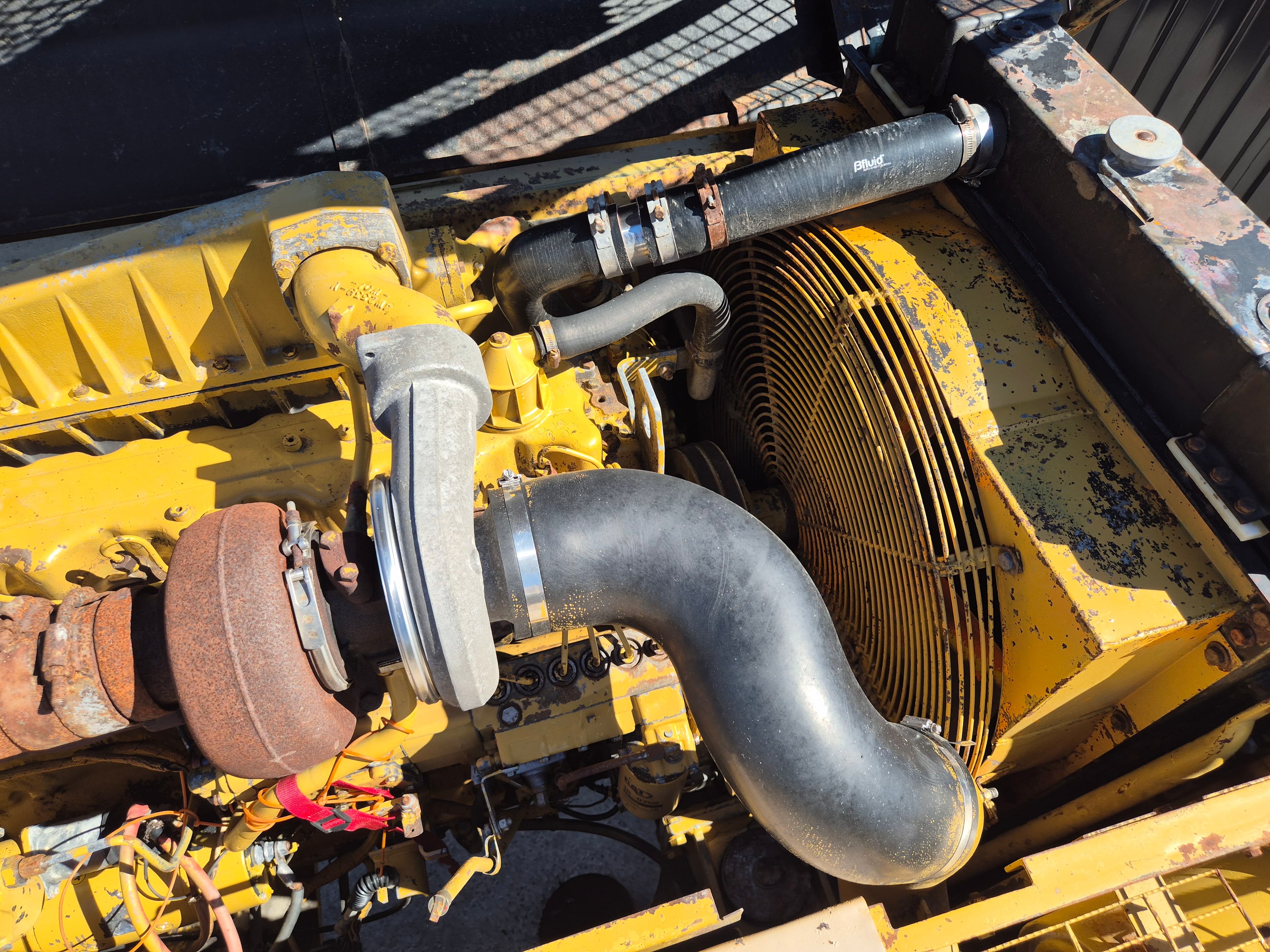 Escavadora Caterpillar — image 16