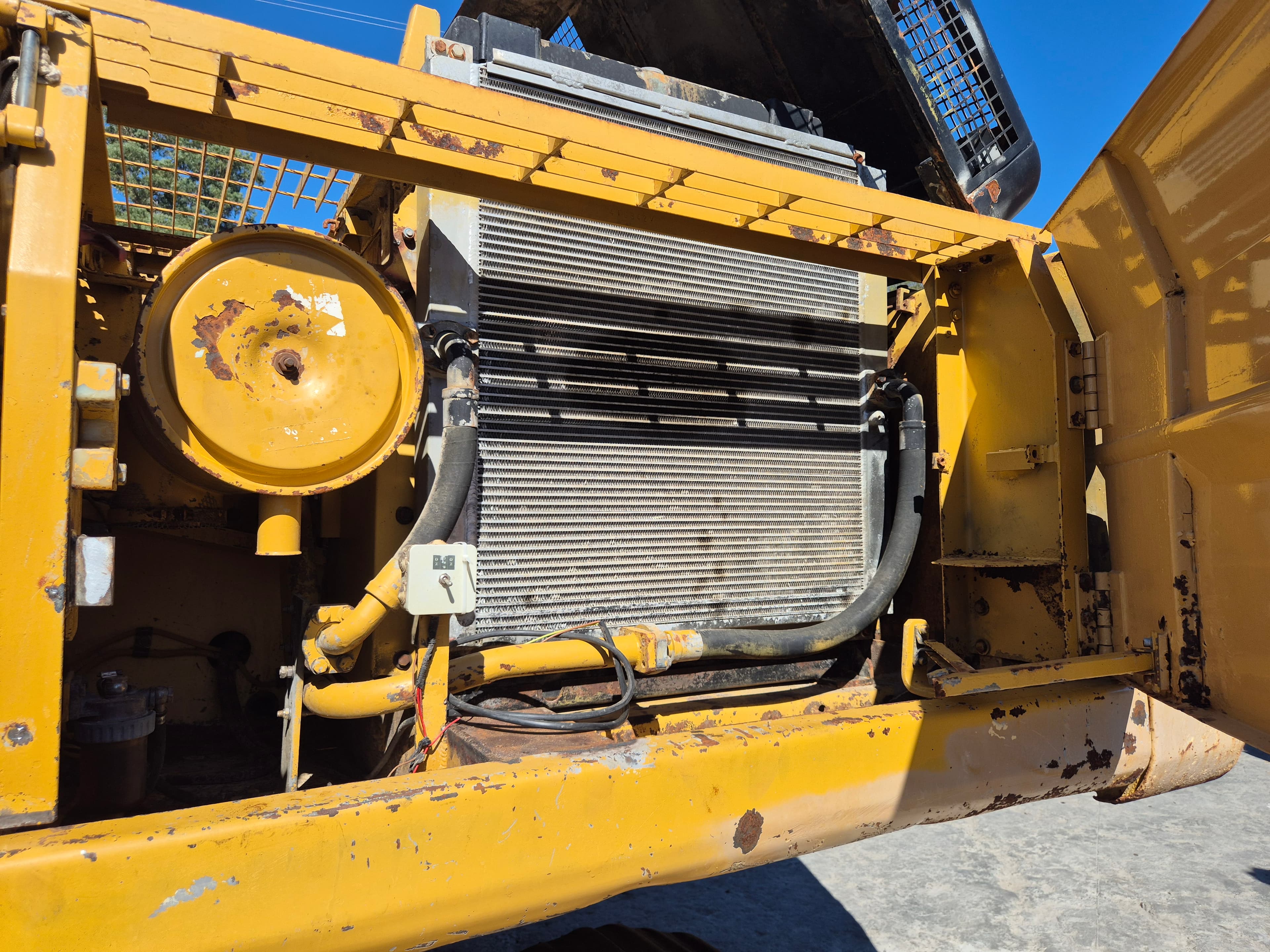 Escavadora Caterpillar — image 19
