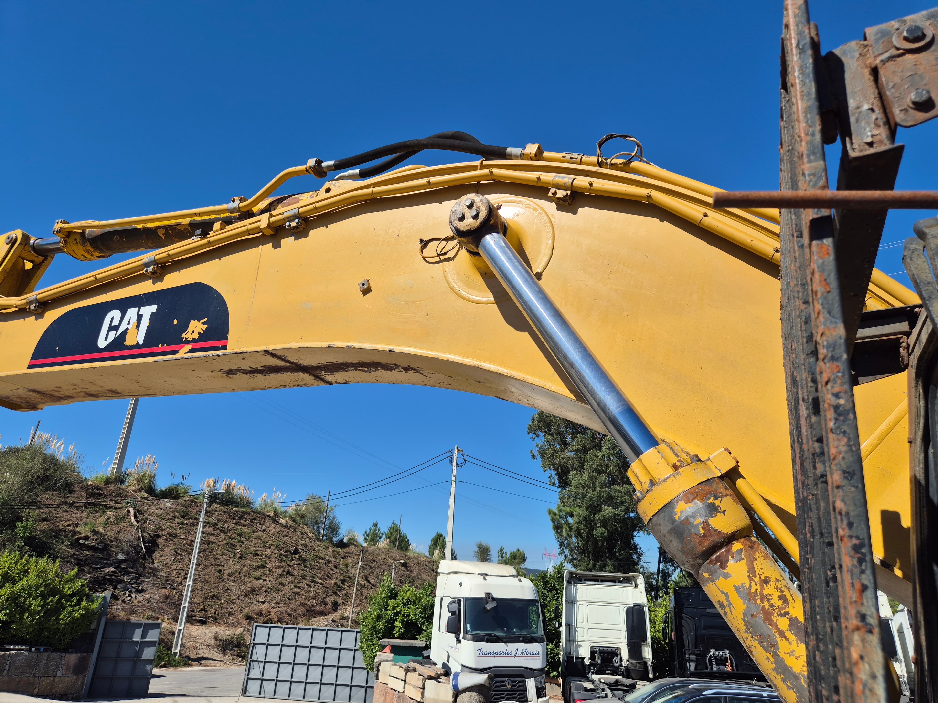 Escavadora Caterpillar — image 33