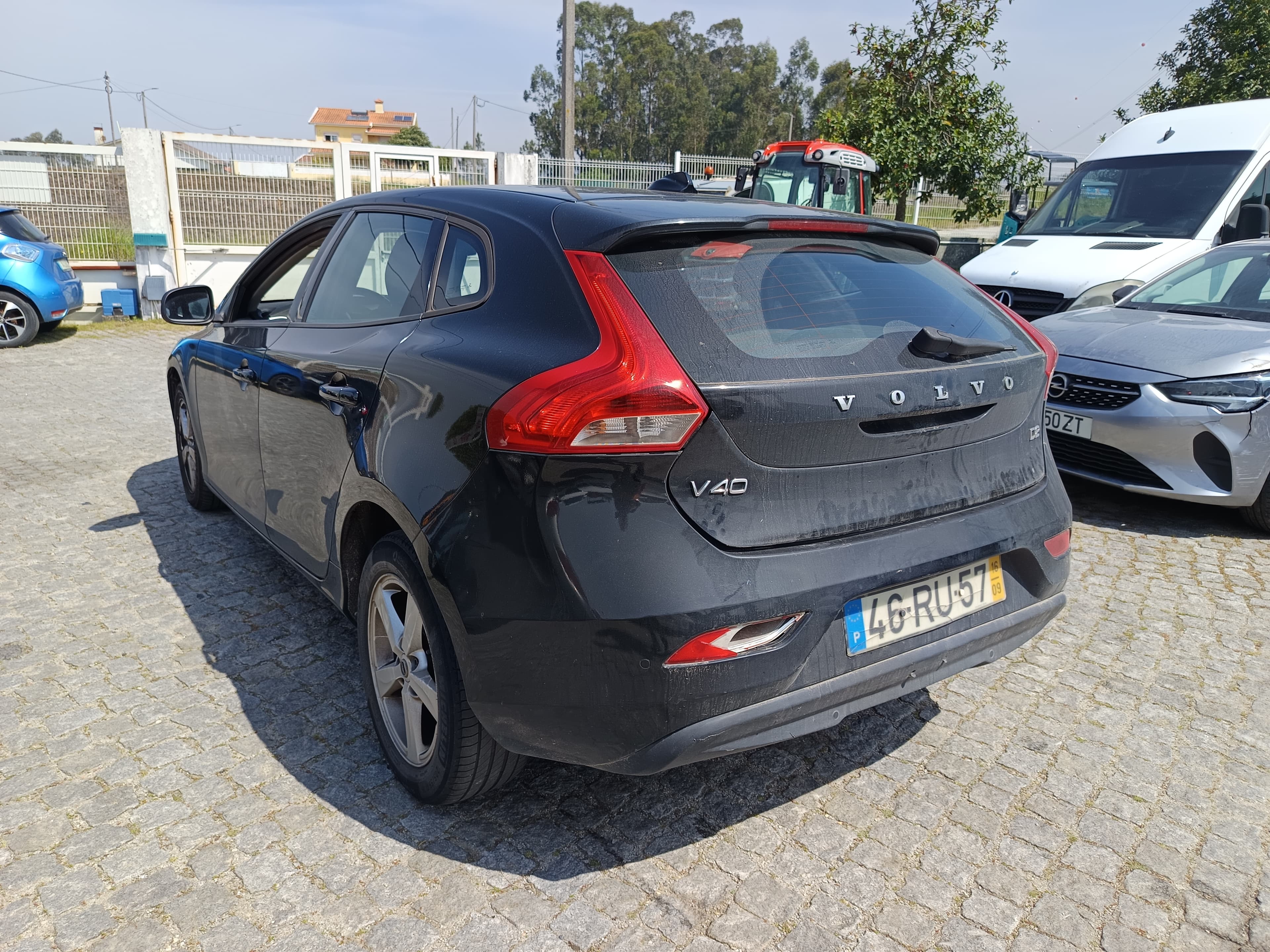 Volvo V40 · Ano 2016 — image 5