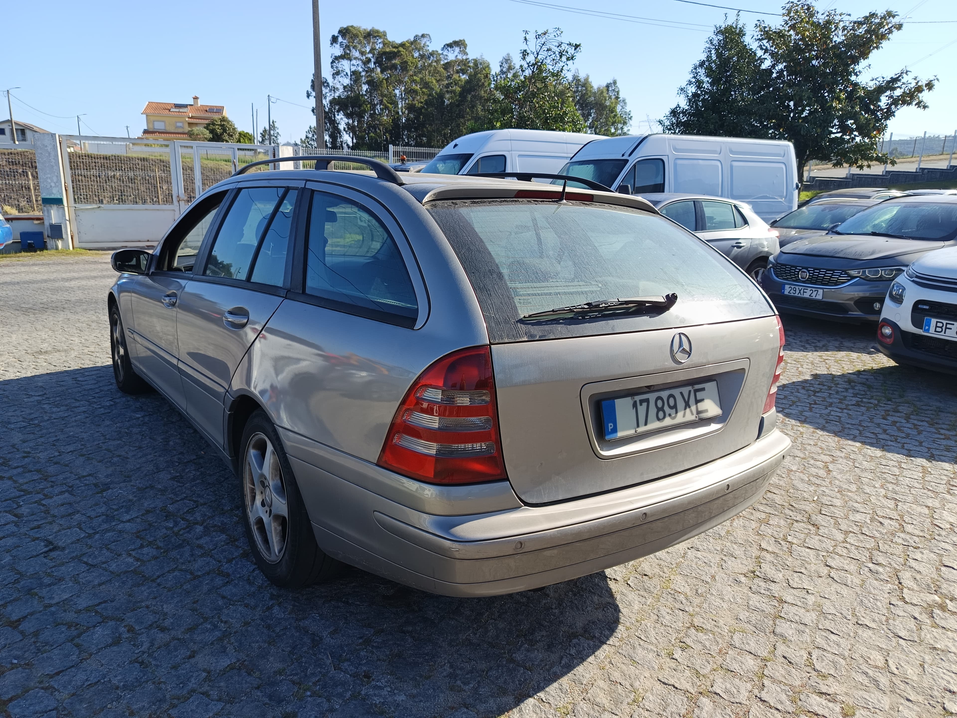 Mercedes-Benz C220 CDI · Year 2003 — image 7