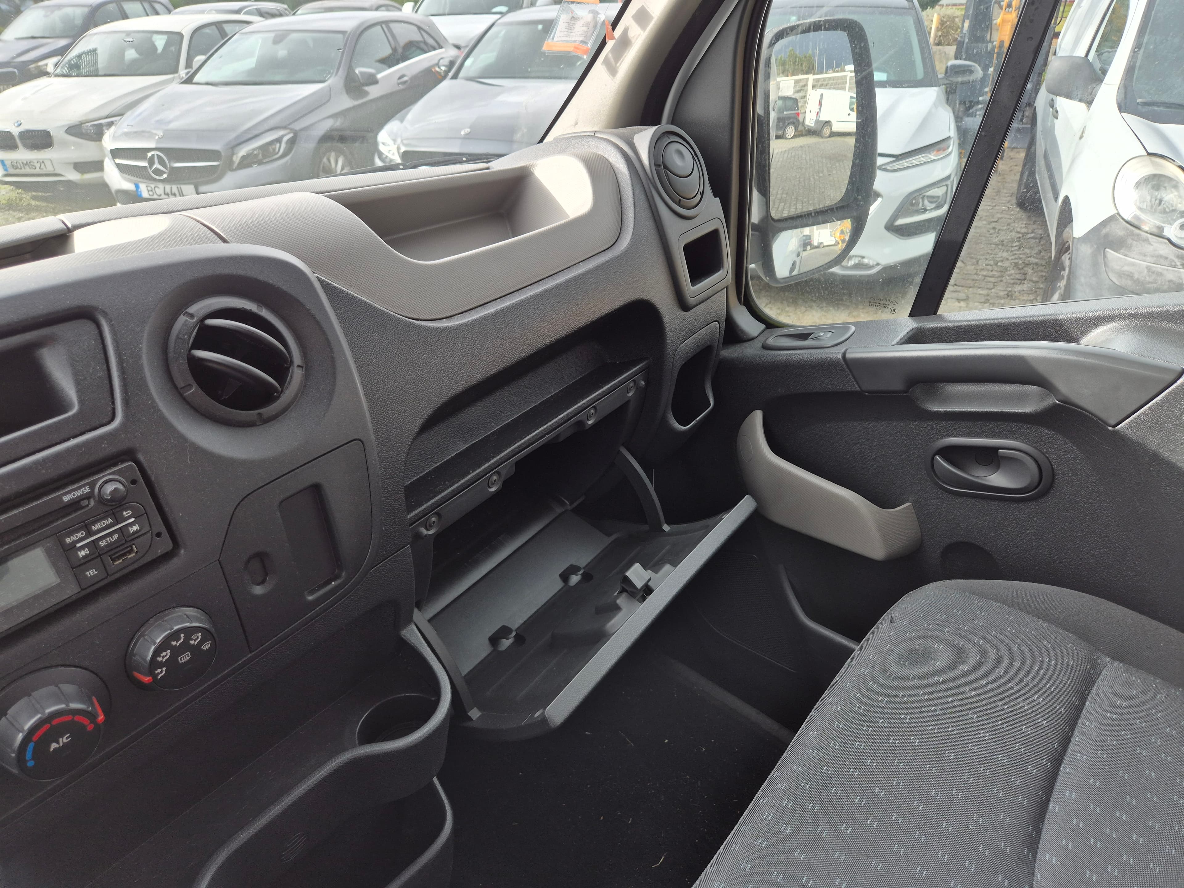 Opel Movano · Ano 2017 — image 43