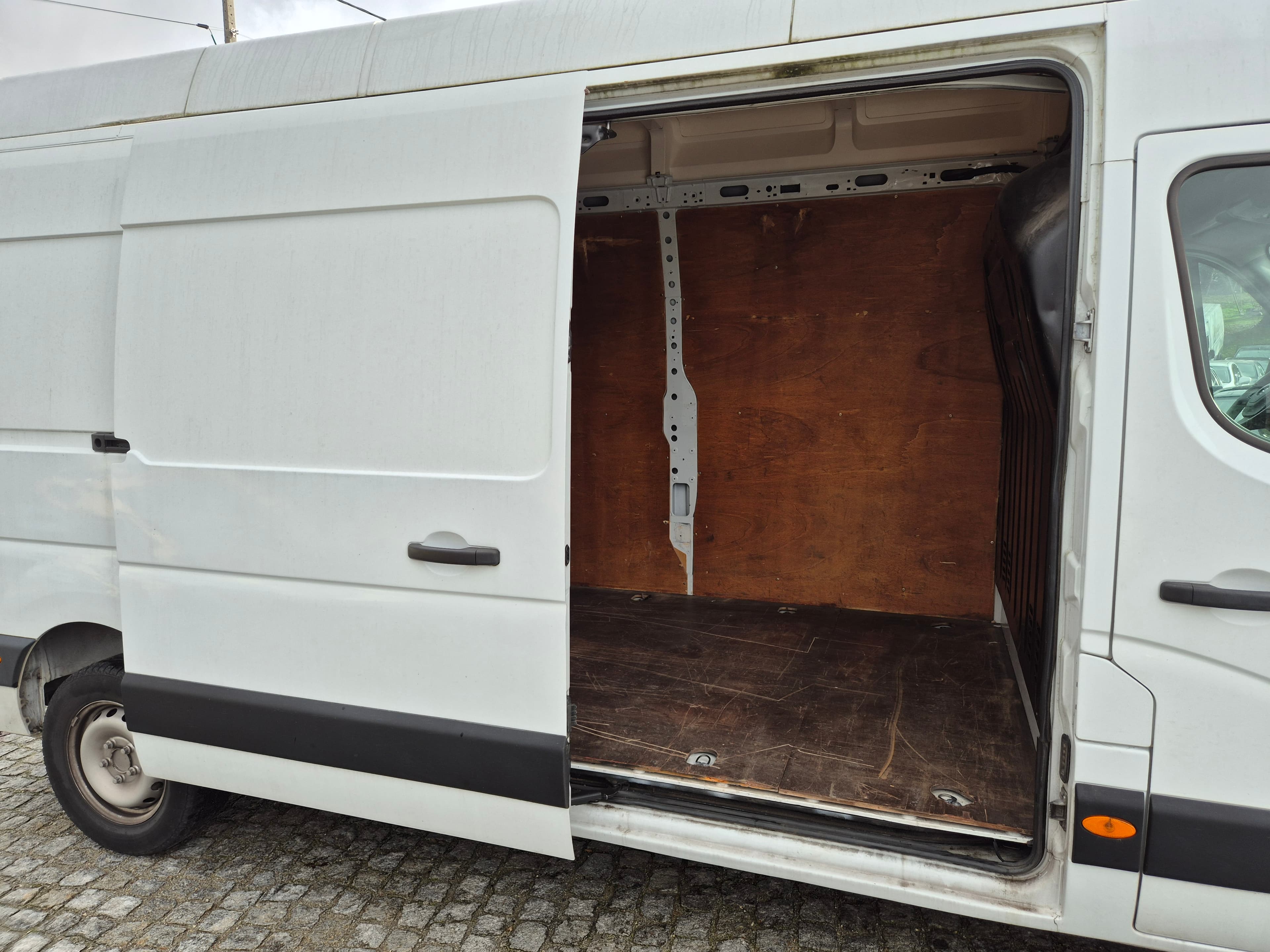 Opel Movano · Ano 2017 — image 15