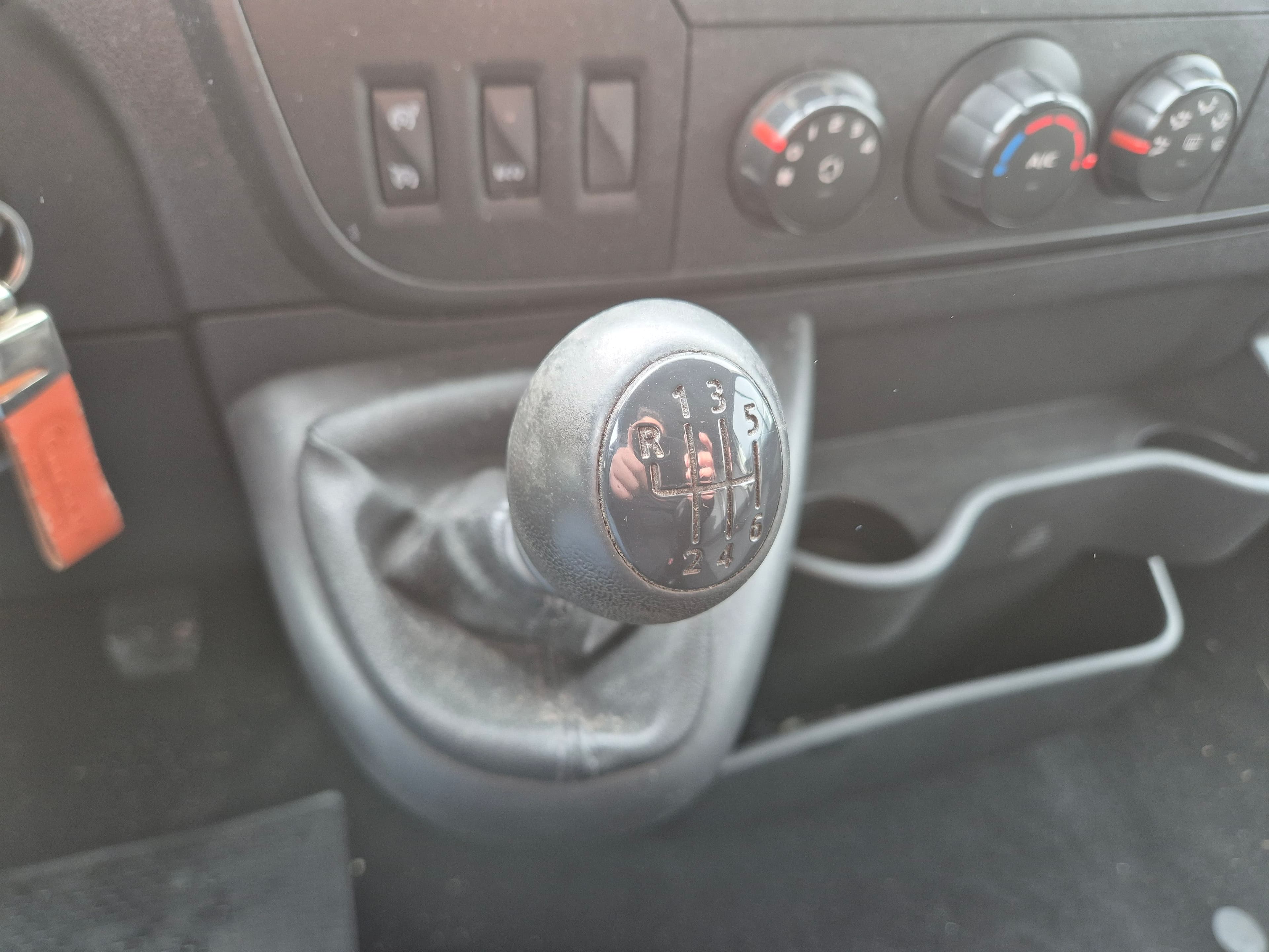 Opel Movano · Ano 2017 — image 38