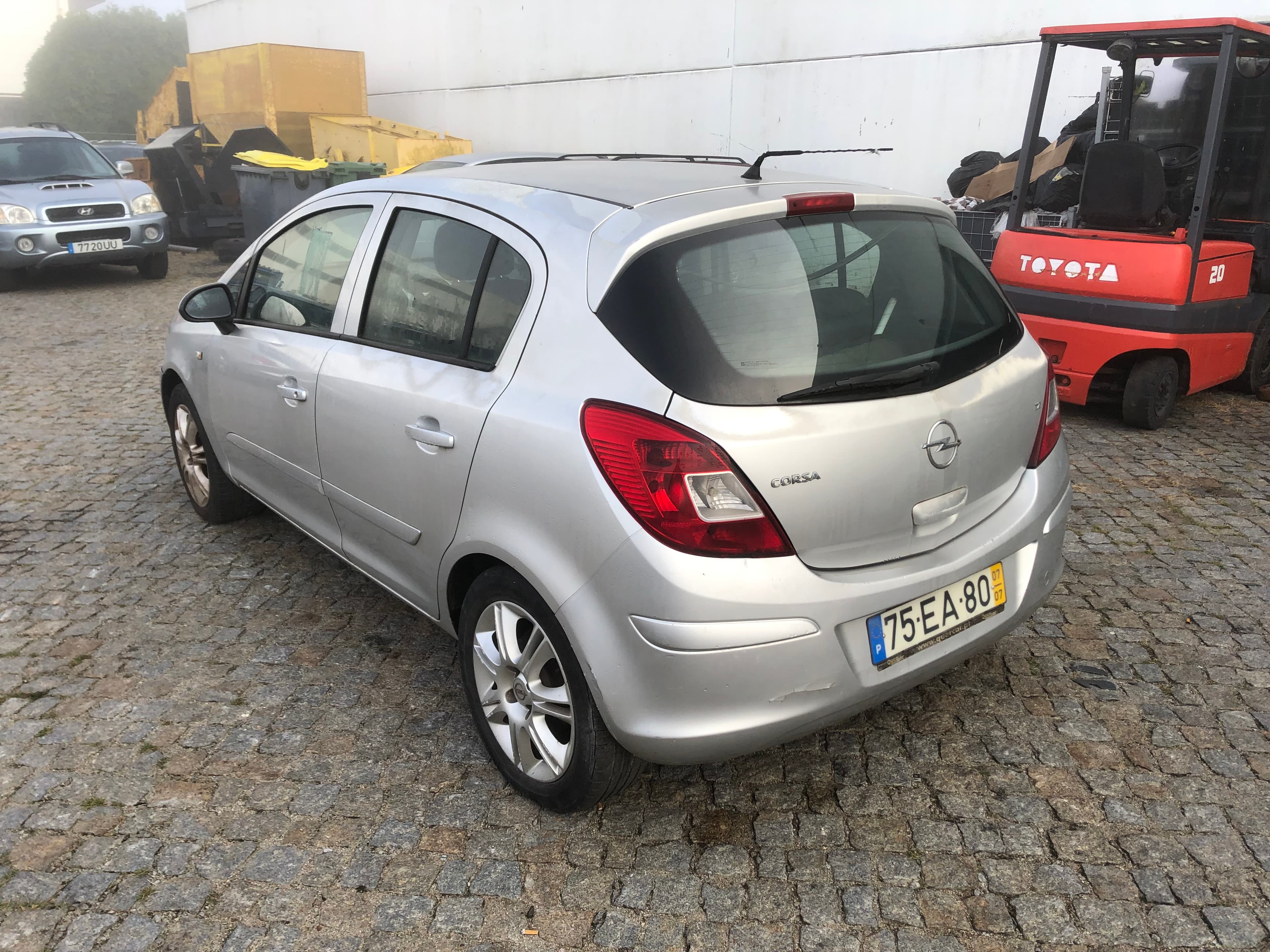 Opel Corsa · Ano 2007 — image 4