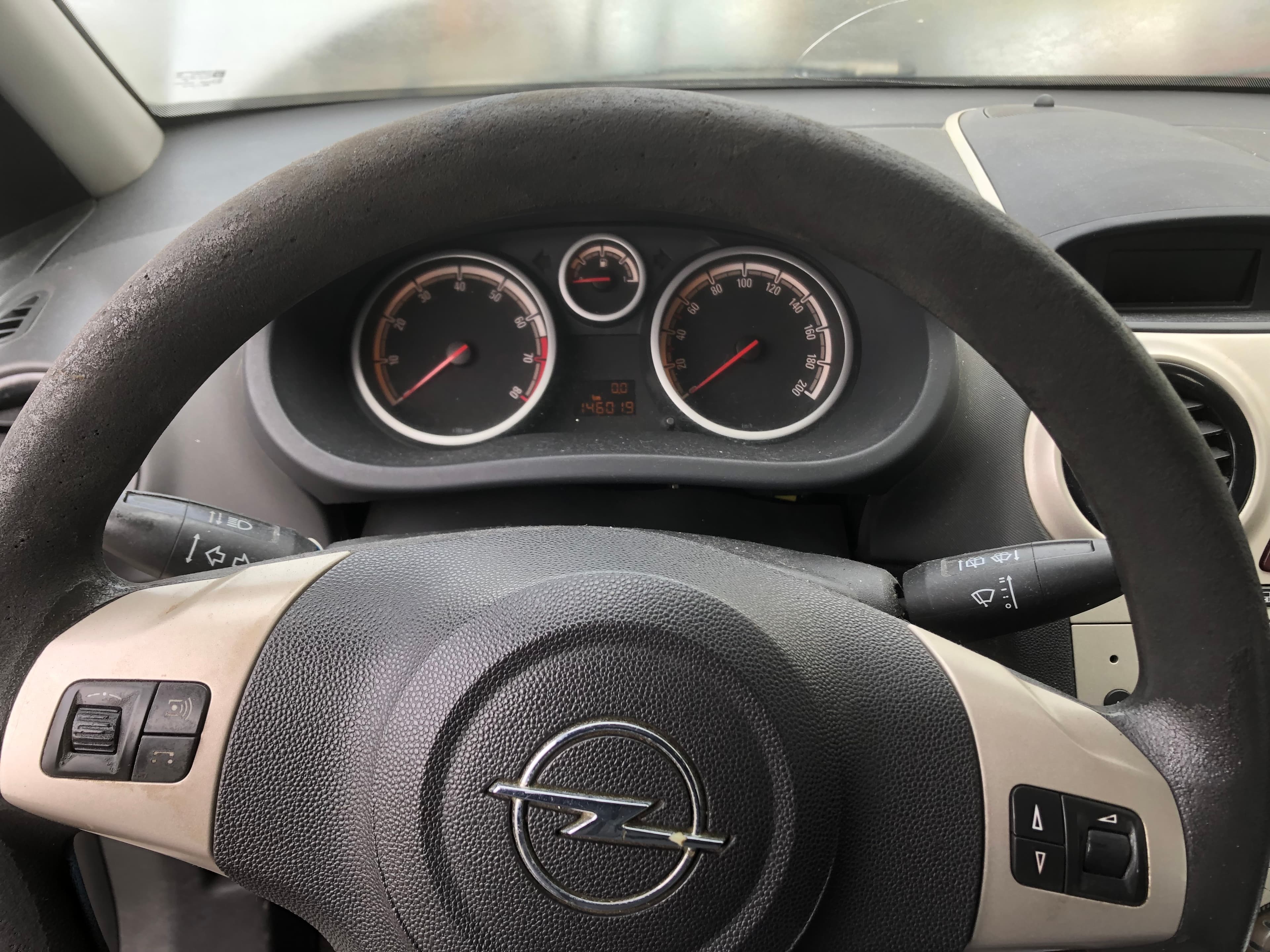 Opel Corsa · Ano 2007 — image 27