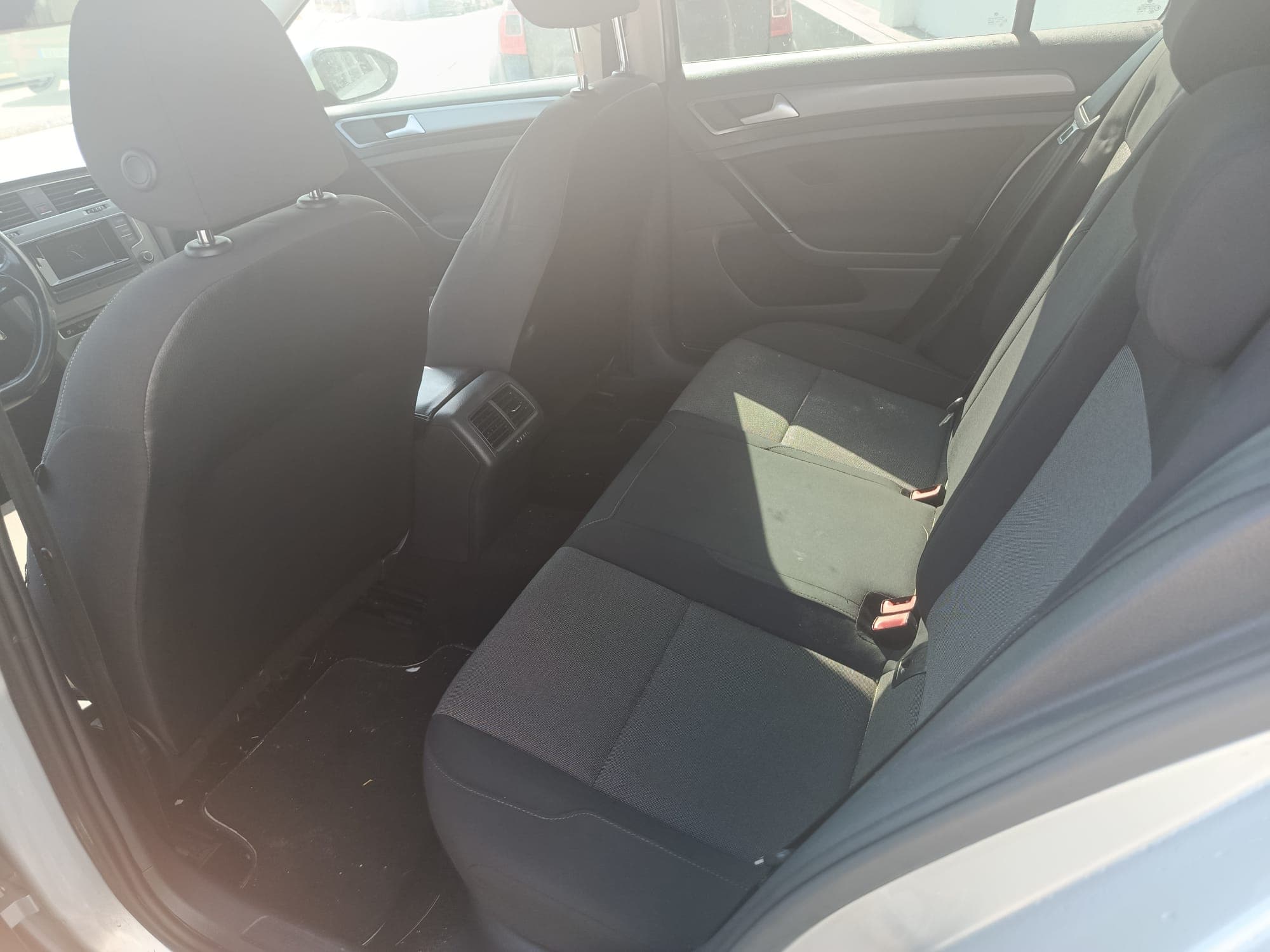 Volkswagen Golf V 1.6 TDI · Año 2014 — imagen 26
