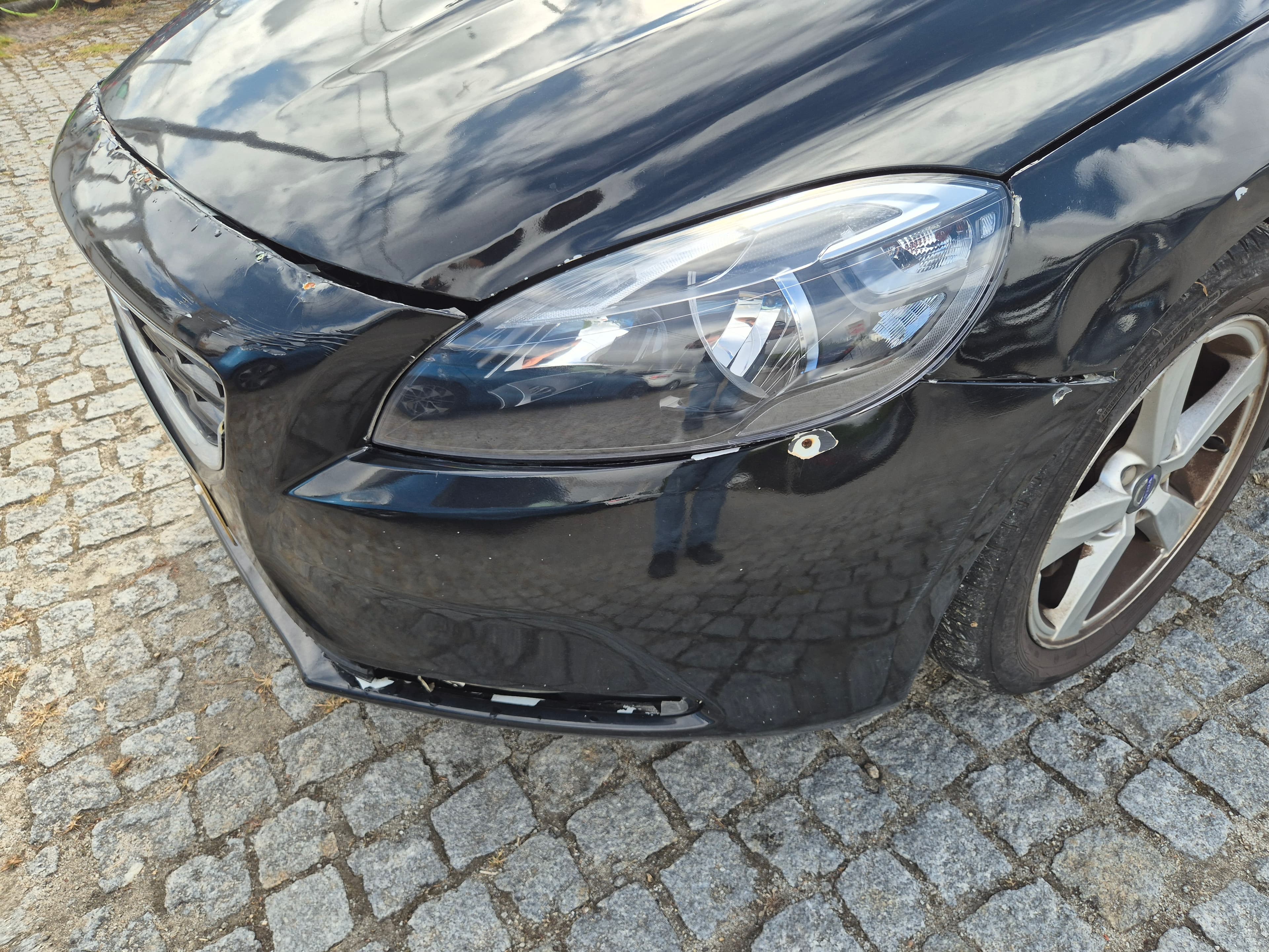 Volvo V40 · Ano 2016 — image 52