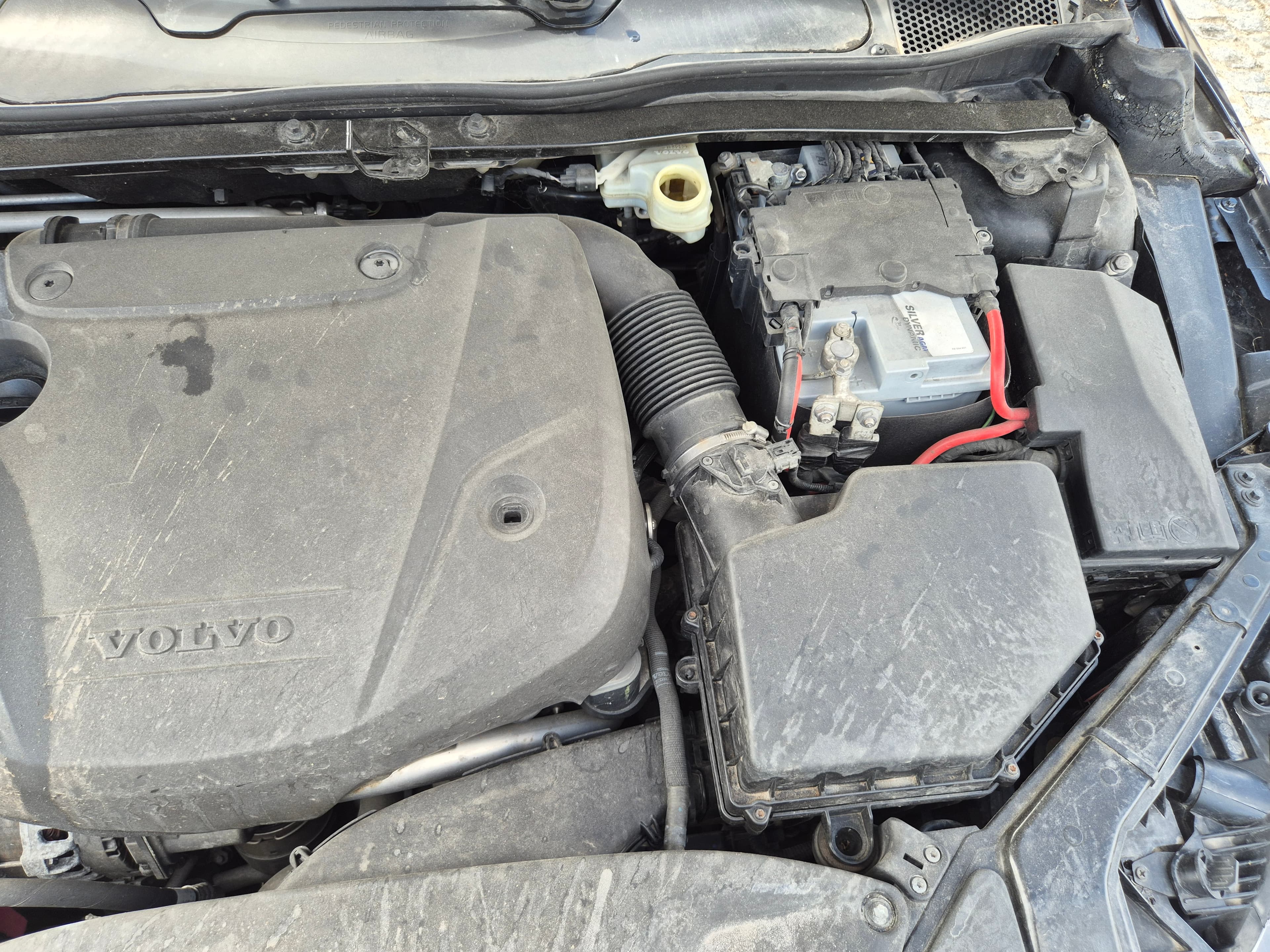 Volvo V40 · Ano 2016 — image 50