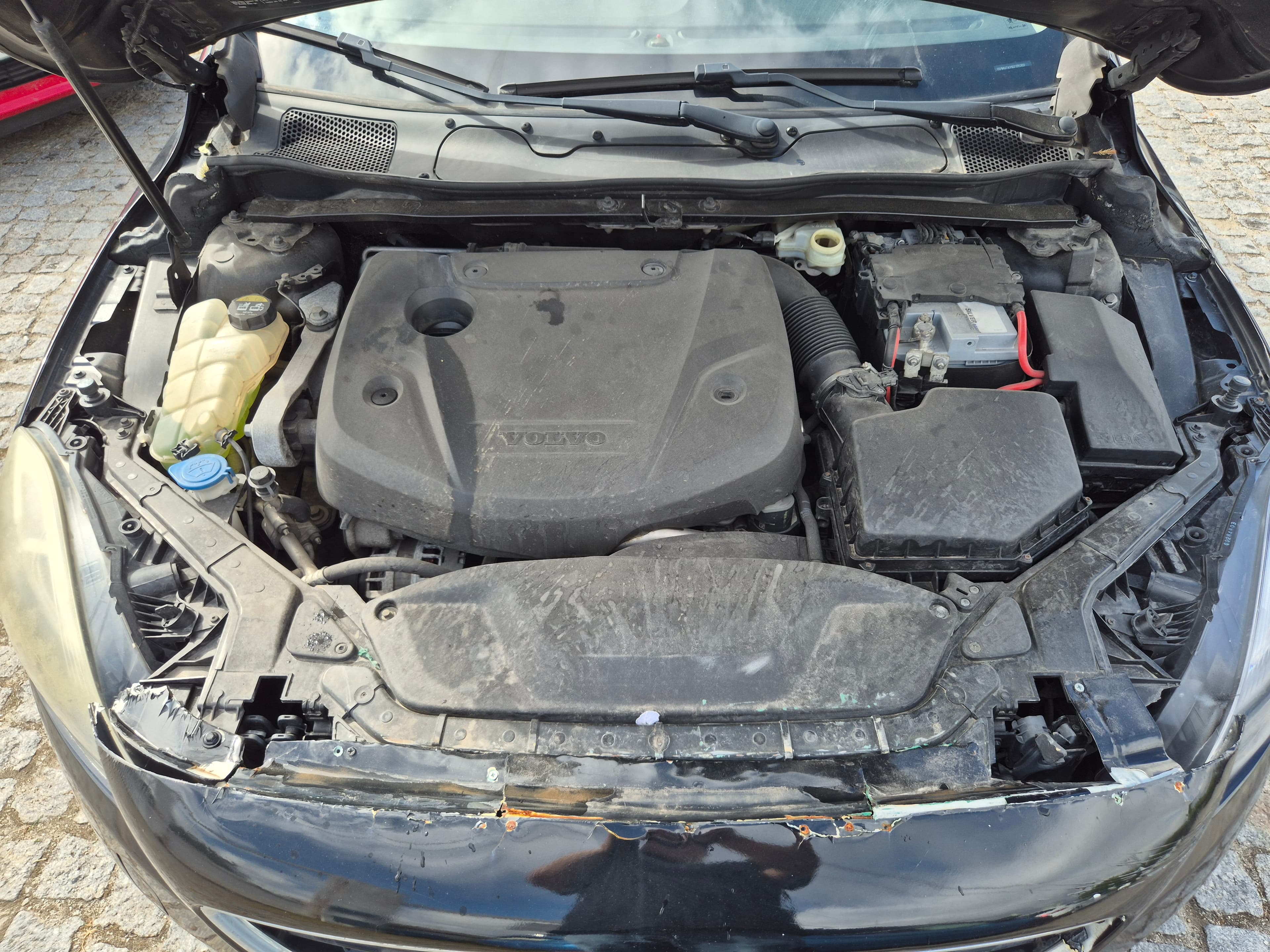 Volvo V40 · Ano 2016 — image 48