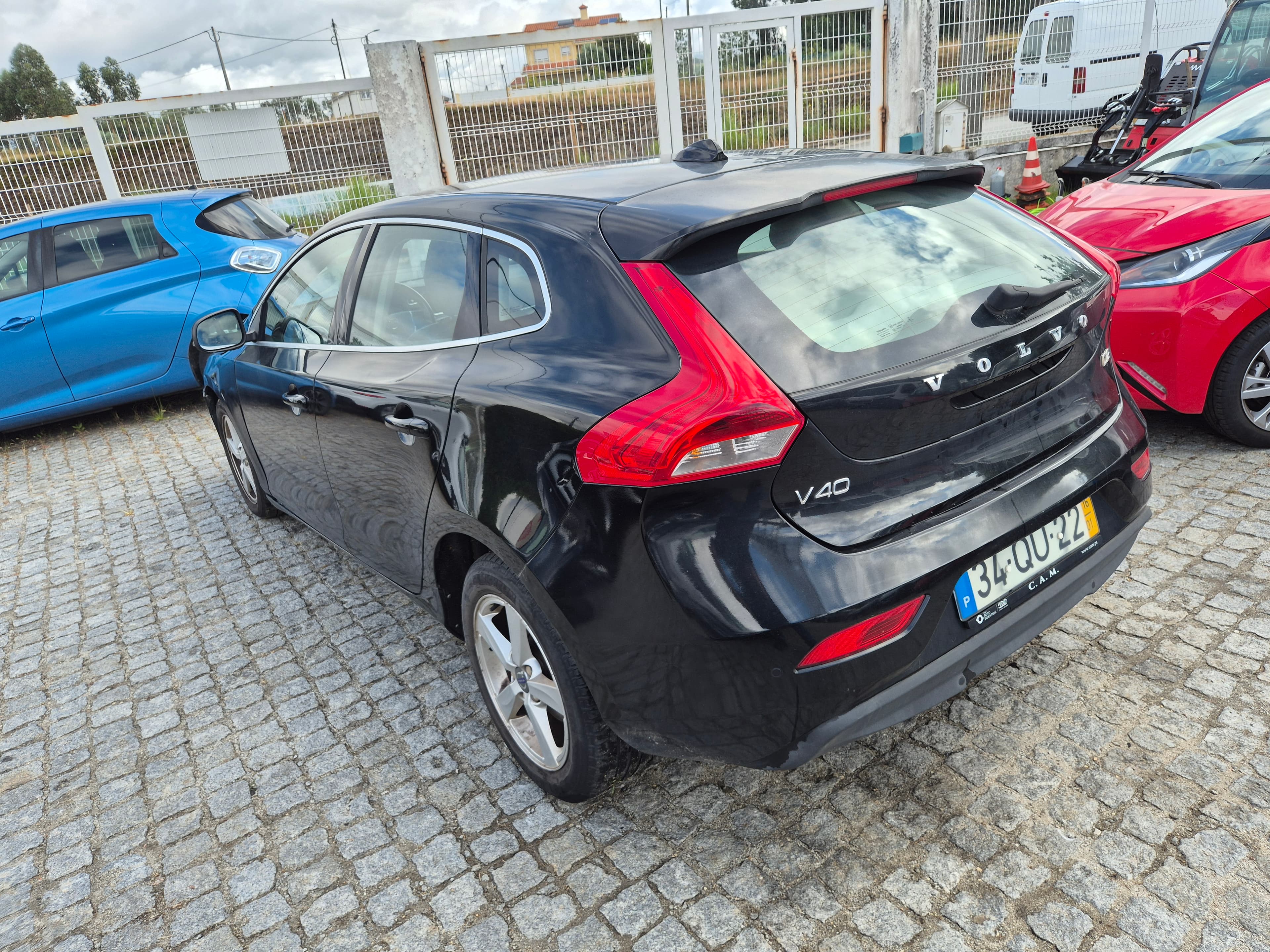 Volvo V40 · Ano 2016 — image 6