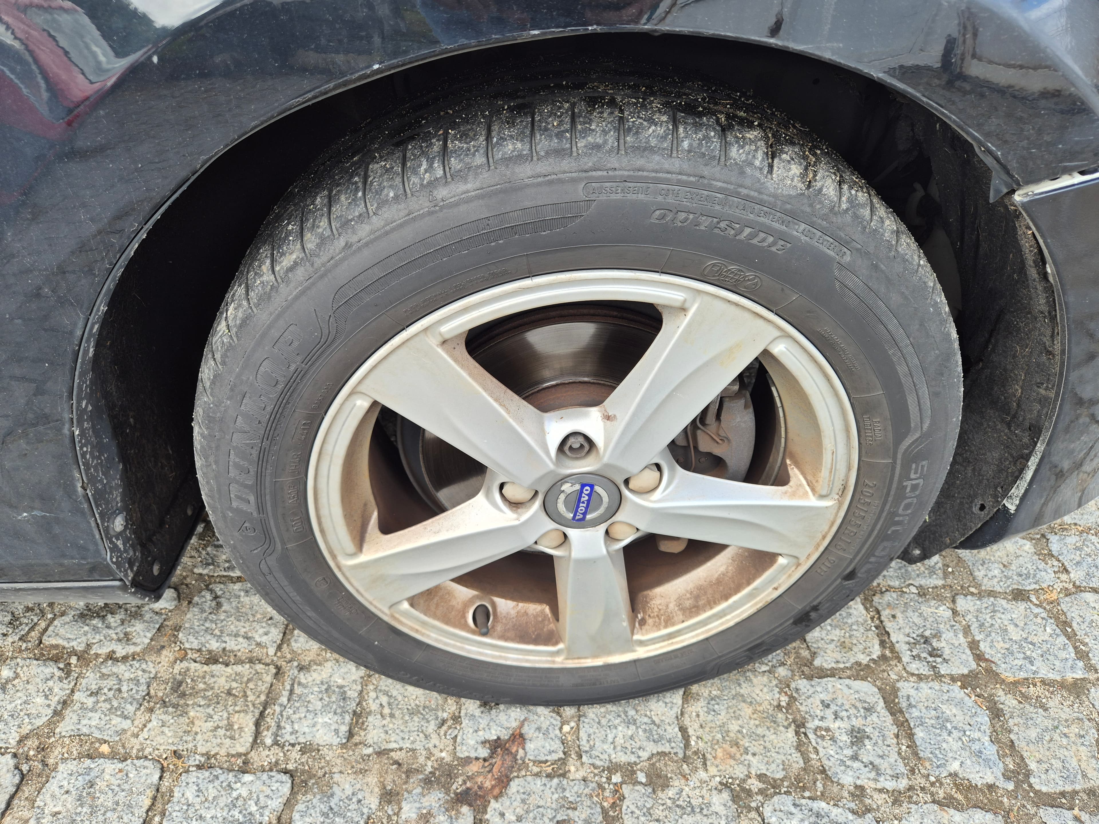 Volvo V40 · Ano 2016 — image 9