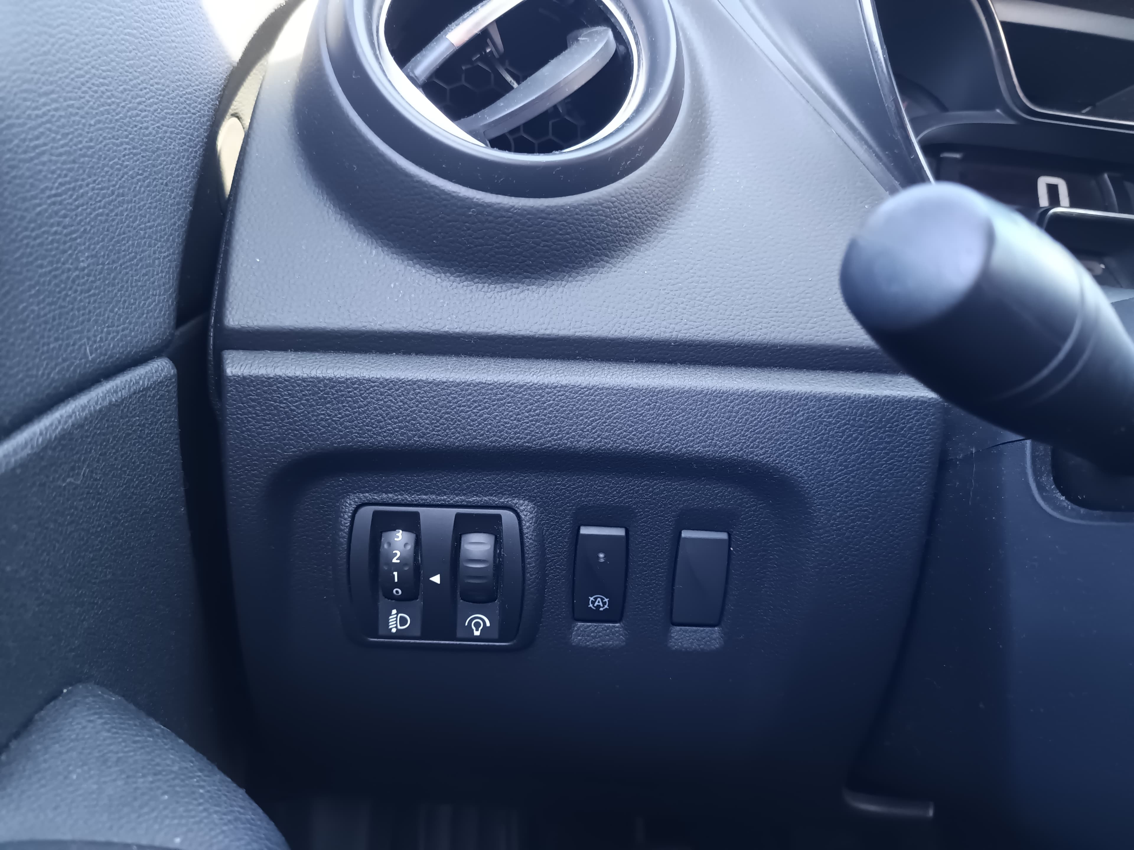 Renault Captur · Ano 2018 — image 30