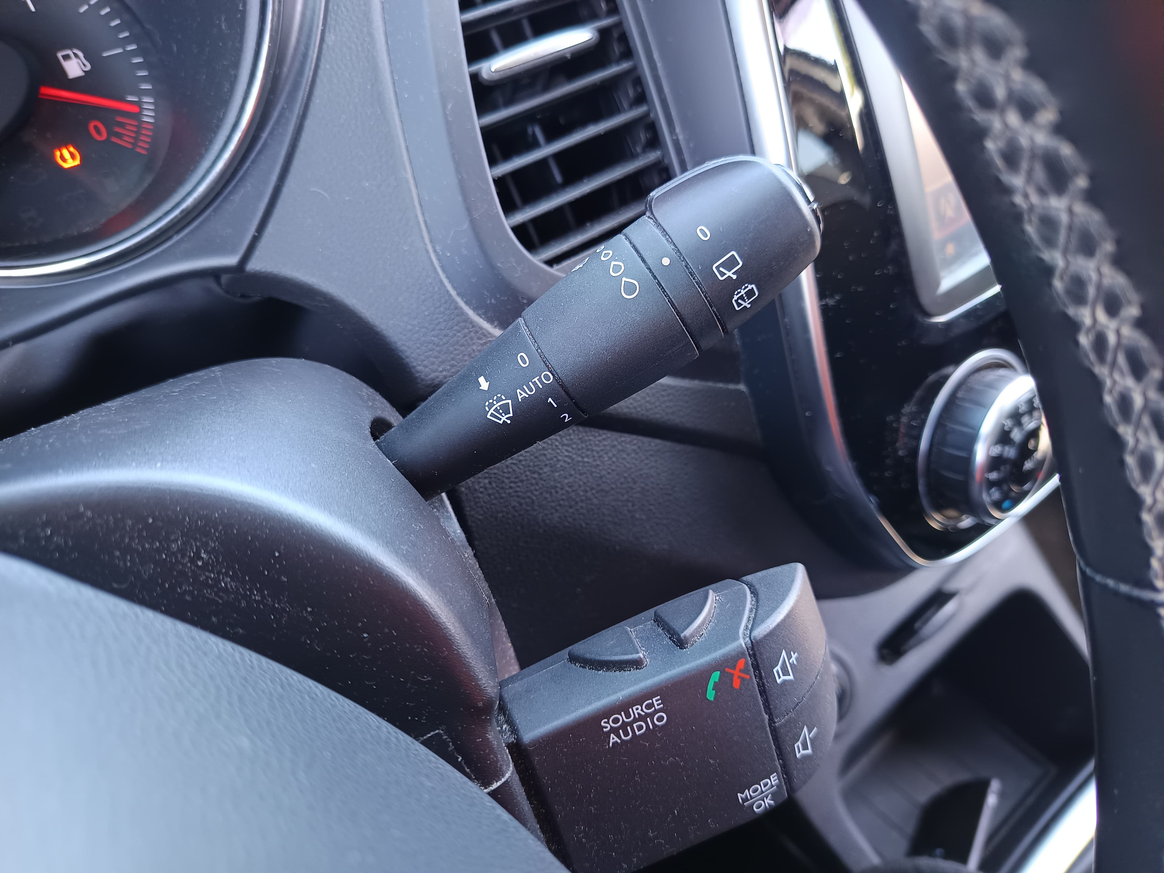 Renault Captur · Ano 2018 — image 27