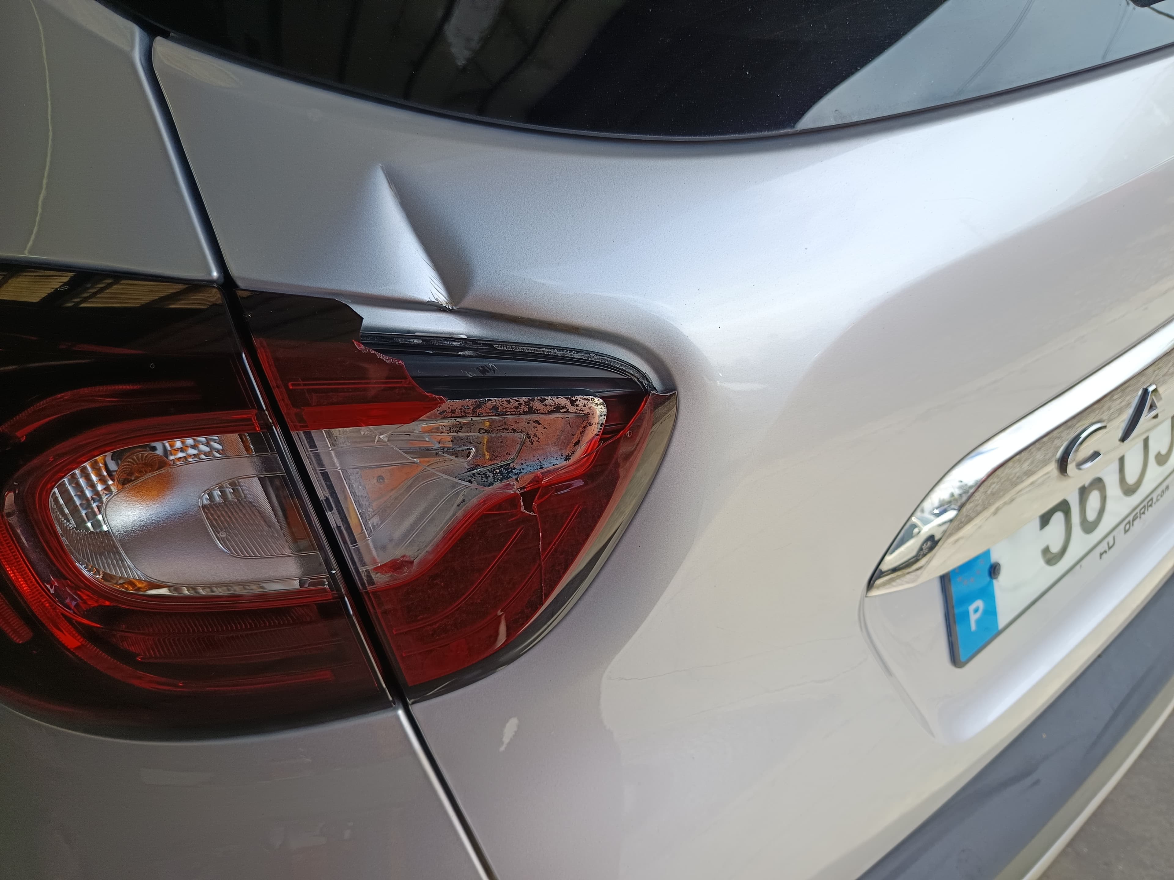 Renault Captur · Ano 2018 — image 11