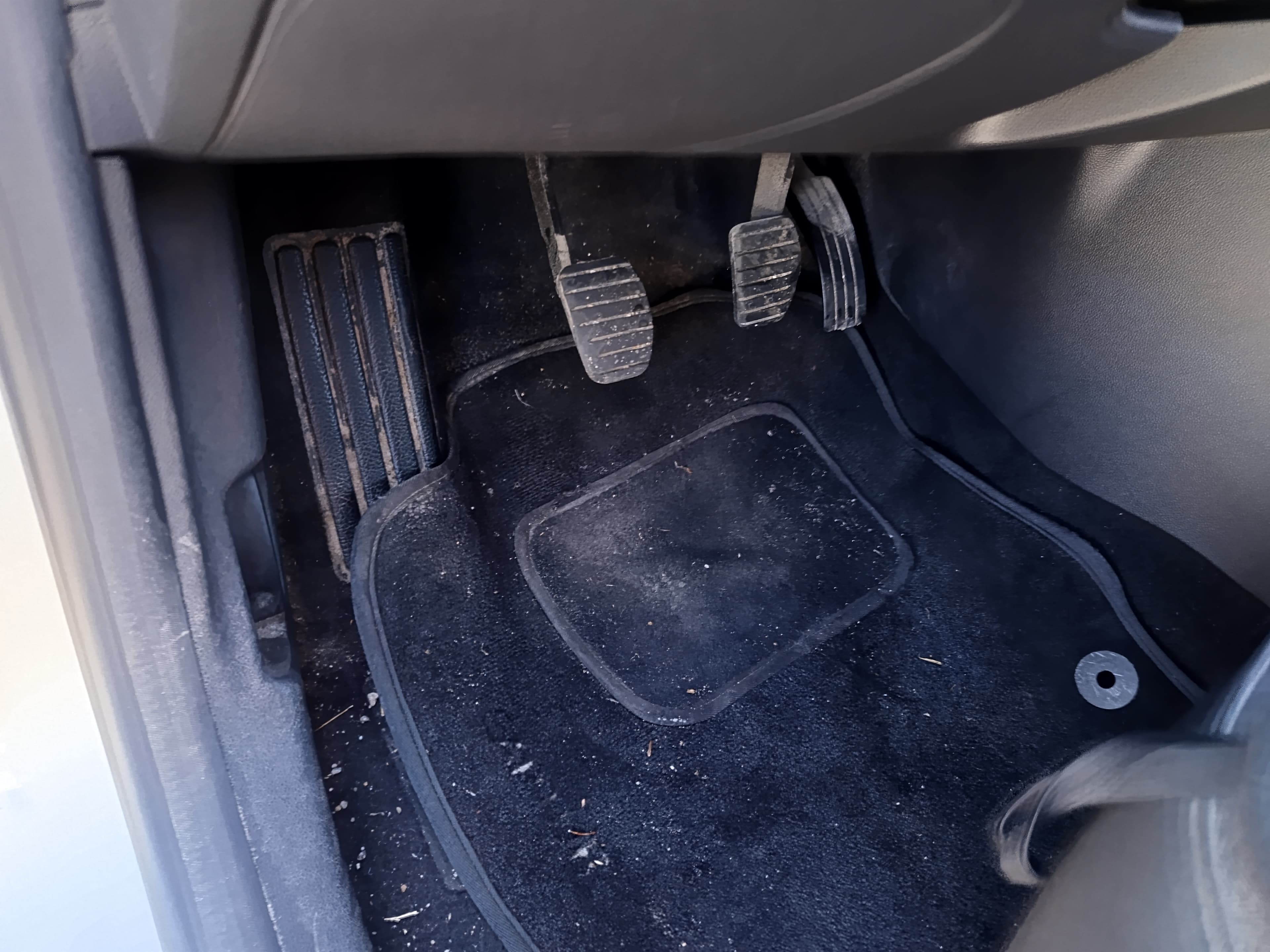 Renault Captur · Ano 2018 — image 42