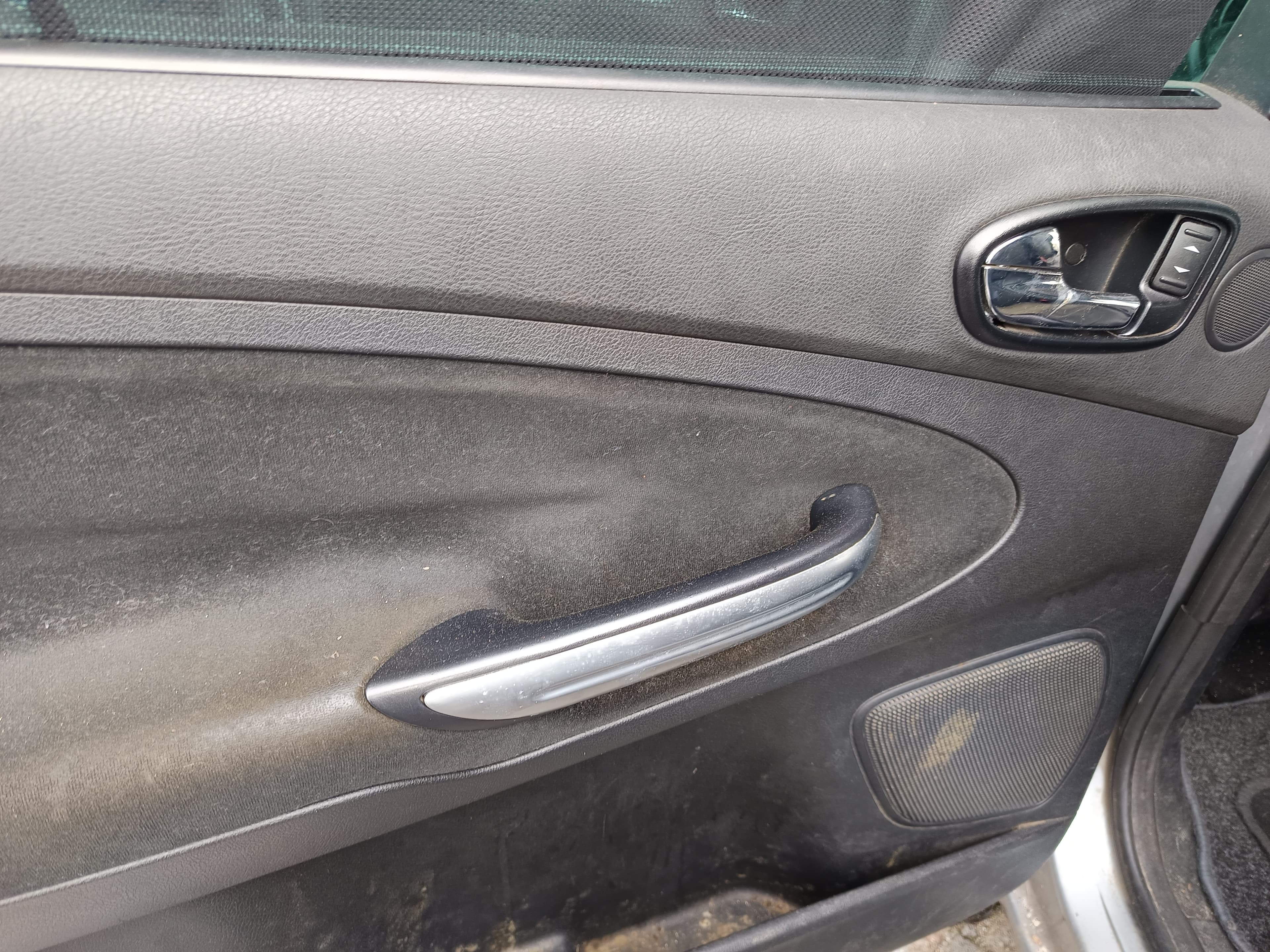 Ford S-Max 1.8TDCI · Ano 2007 — imagem 19