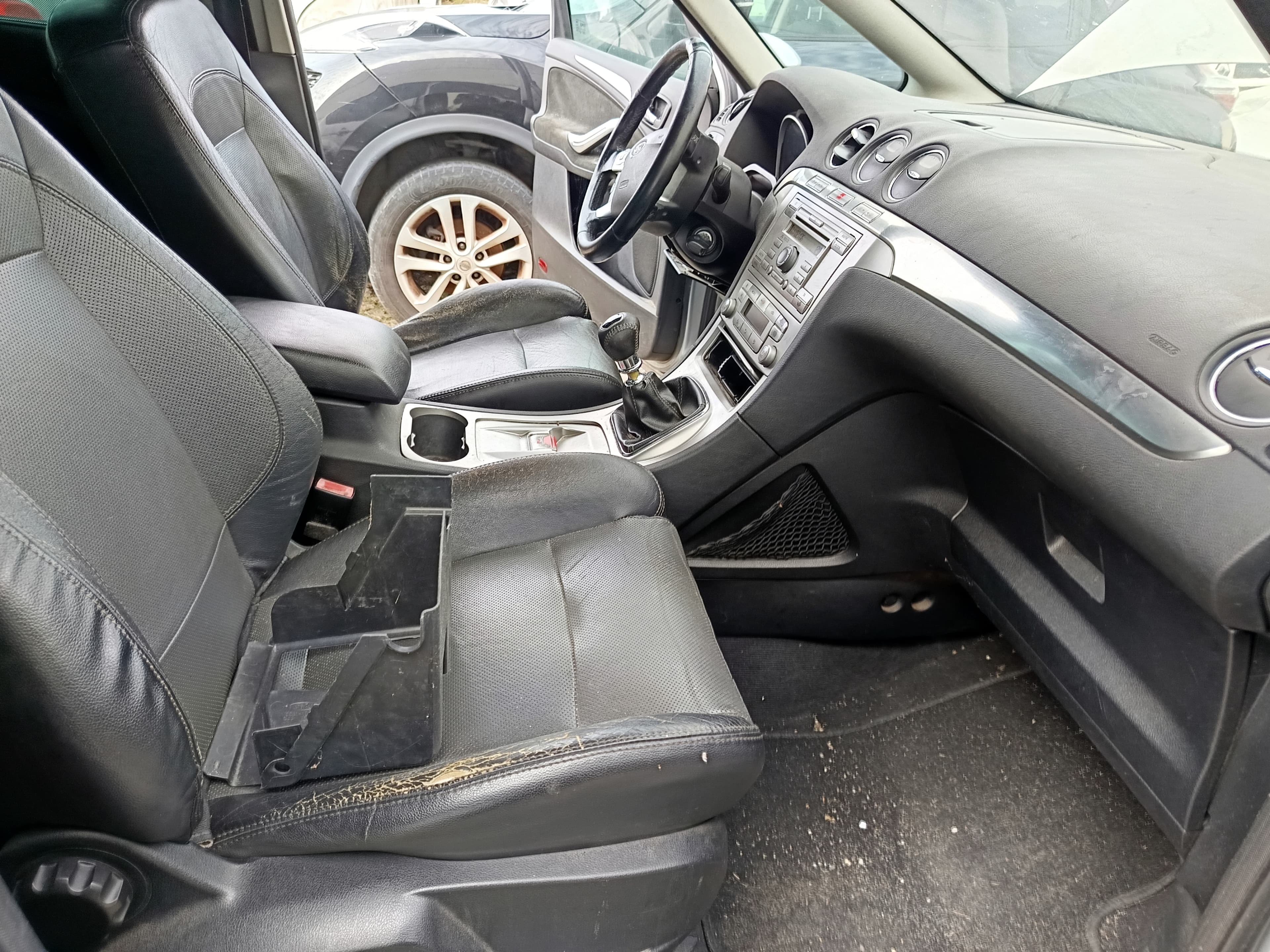 Ford S-Max 1.8TDCI · Ano 2007 — imagem 32