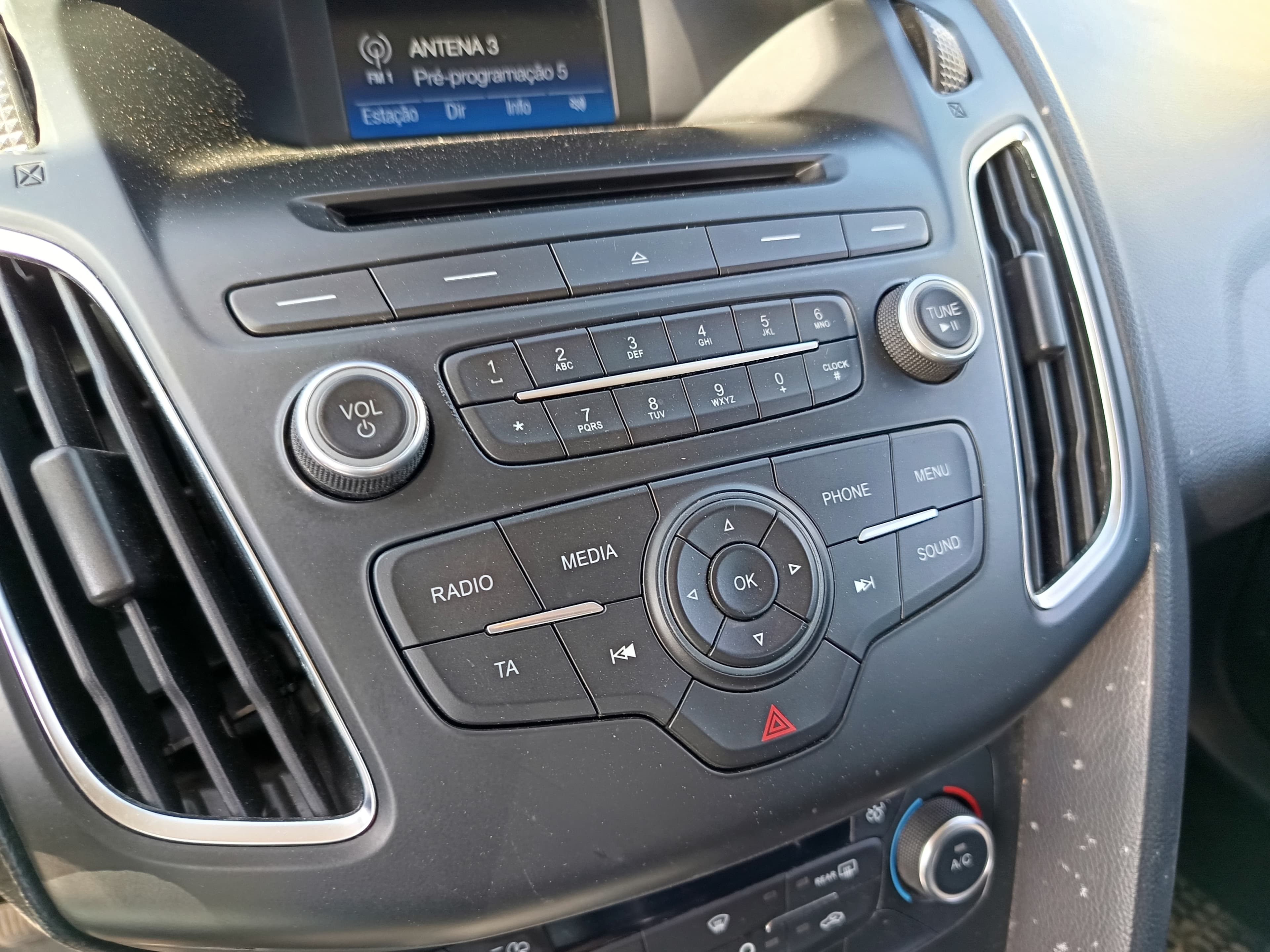 Ford Focus 1.5 TDCI · Año 2016 — imagen 35