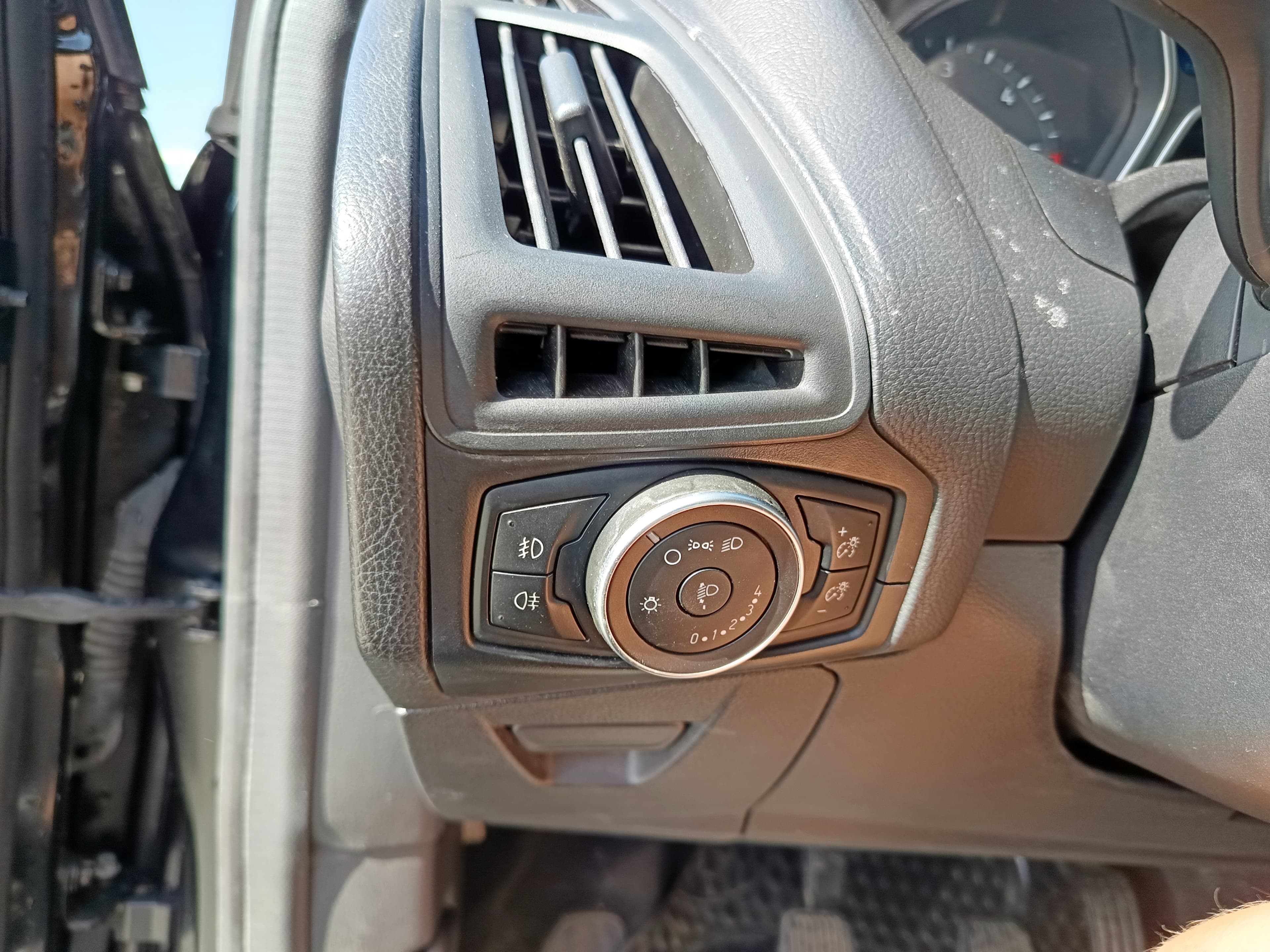 Ford Focus 1.5 TDCI · Año 2016 — imagen 42