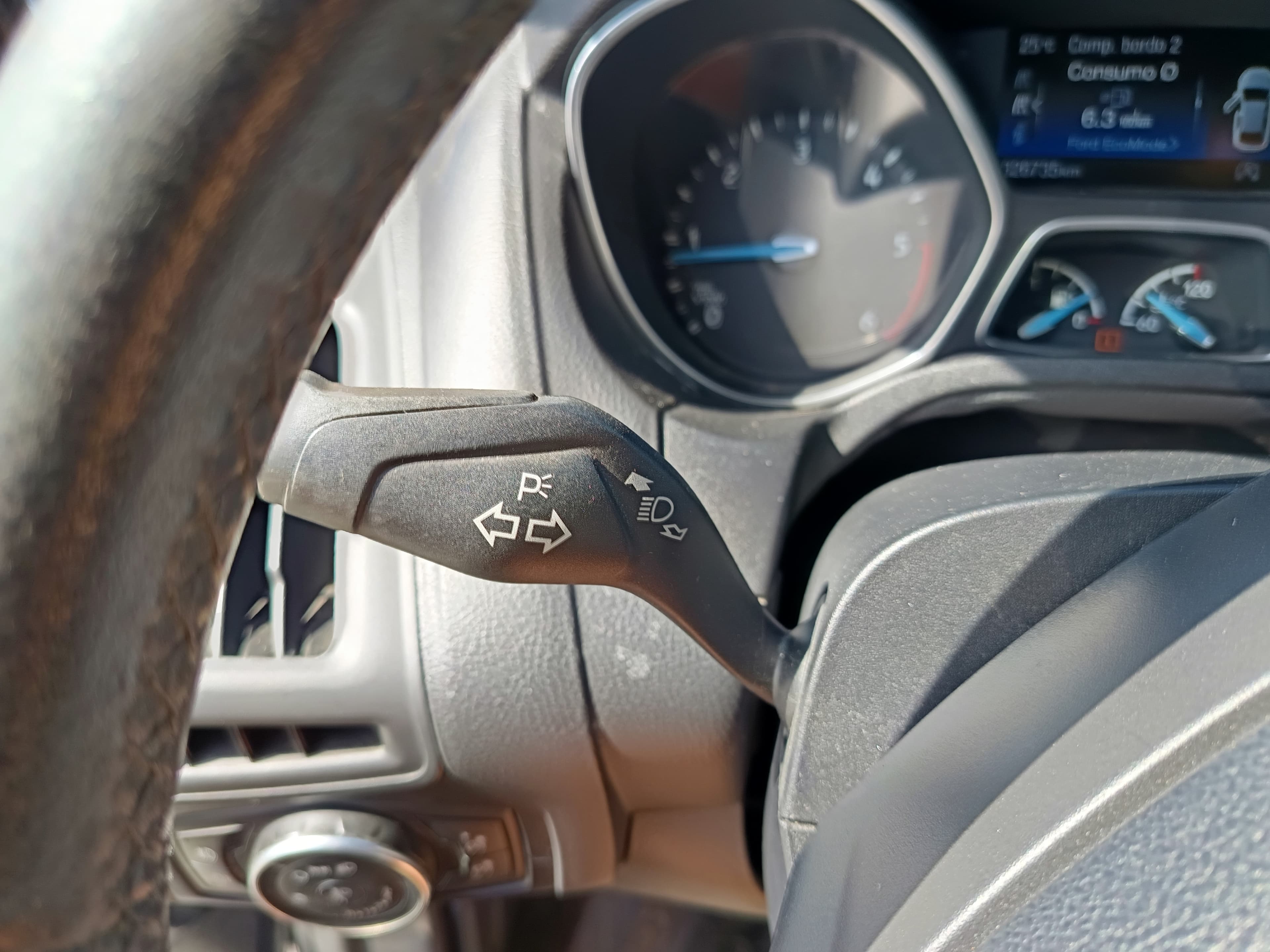 Ford Focus 1.5 TDCI · Año 2016 — imagen 41