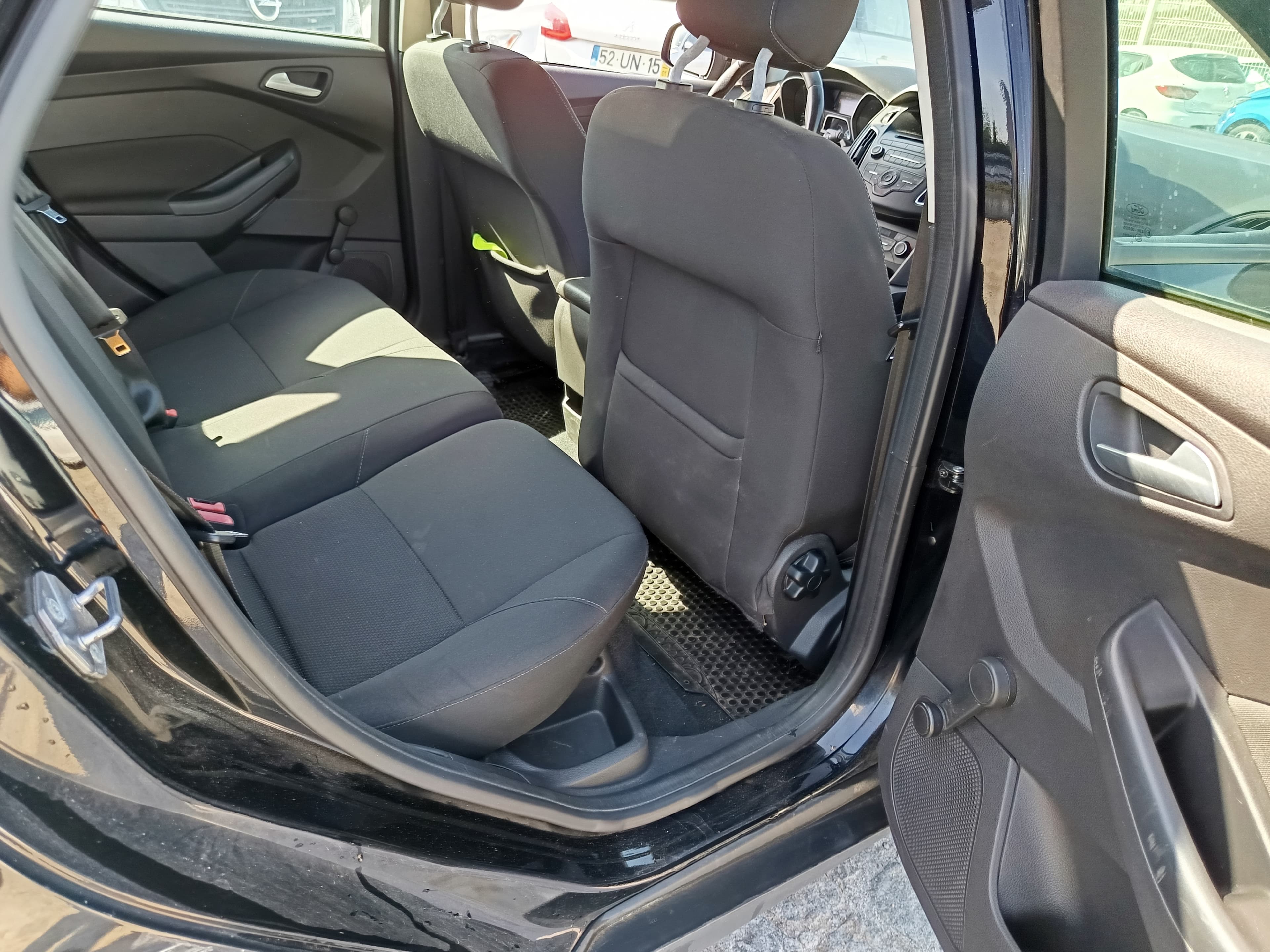 Ford Focus 1.5 TDCI · Año 2016 — imagen 19