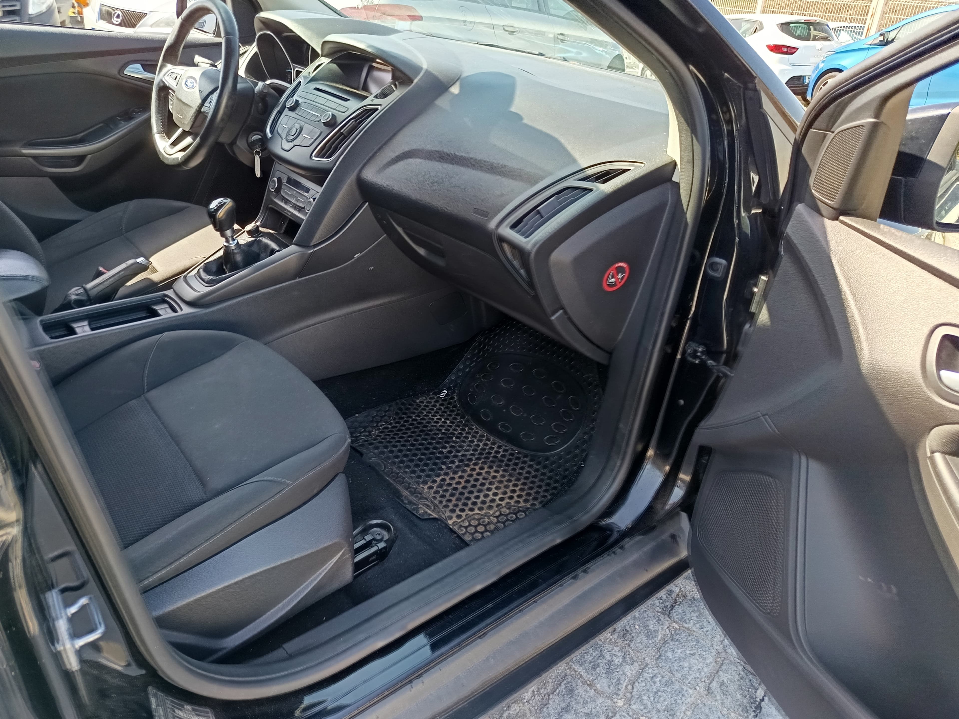 Ford Focus 1.5 TDCI · Año 2016 — imagen 22