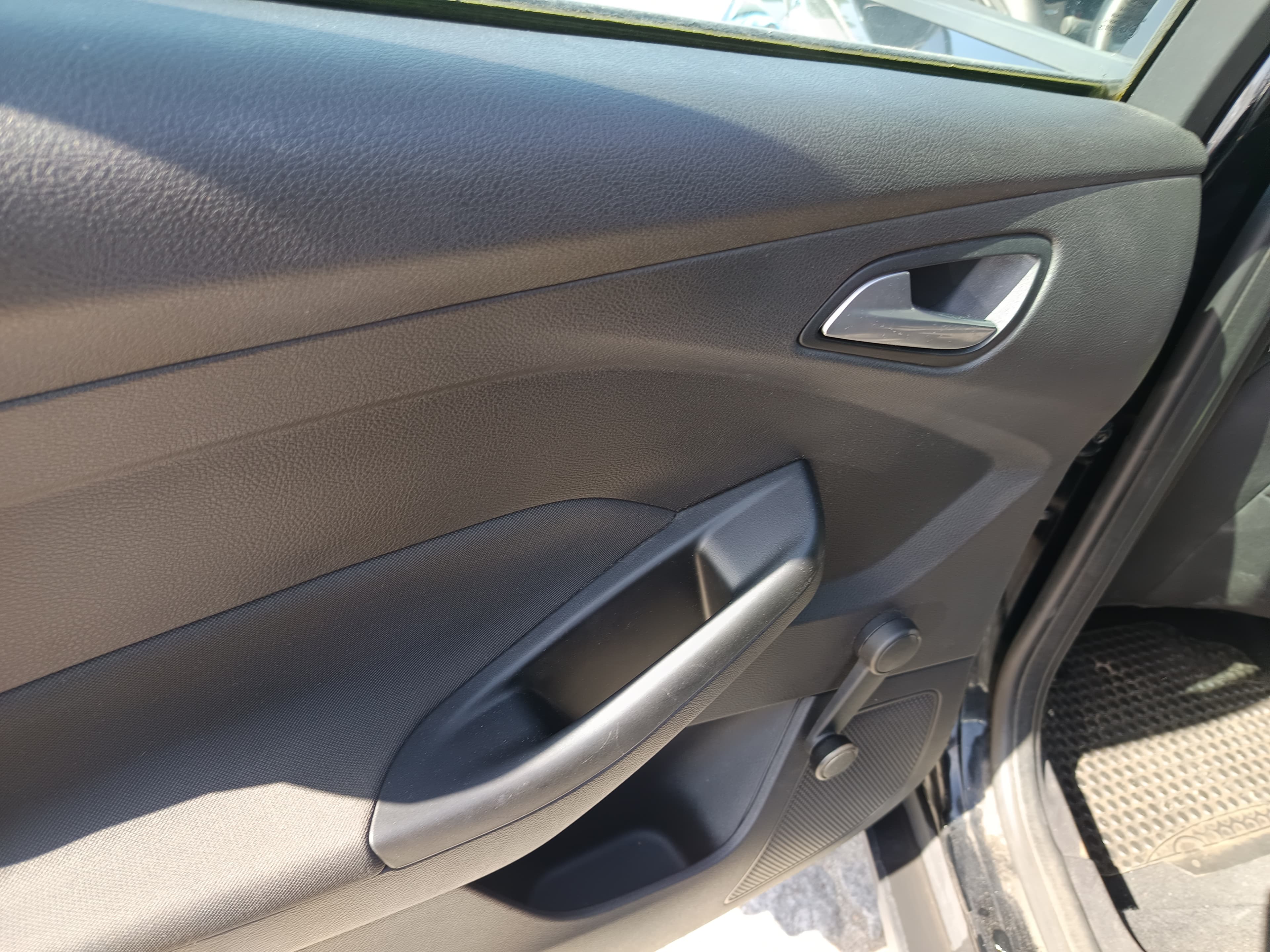 Ford Focus 1.5 TDCI · Año 2016 — imagen 27