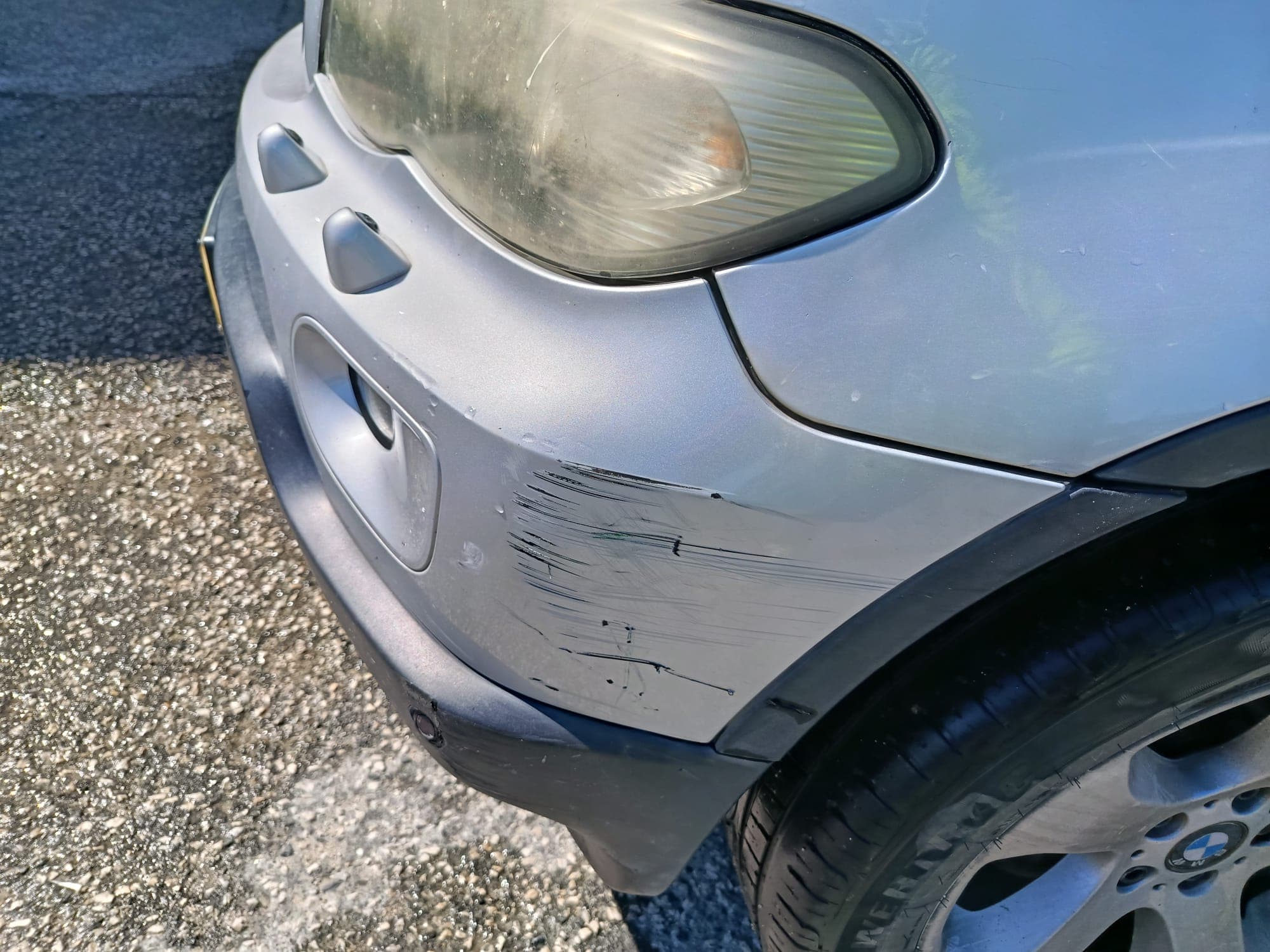 BMW X5 · Ano 2006 — image 9