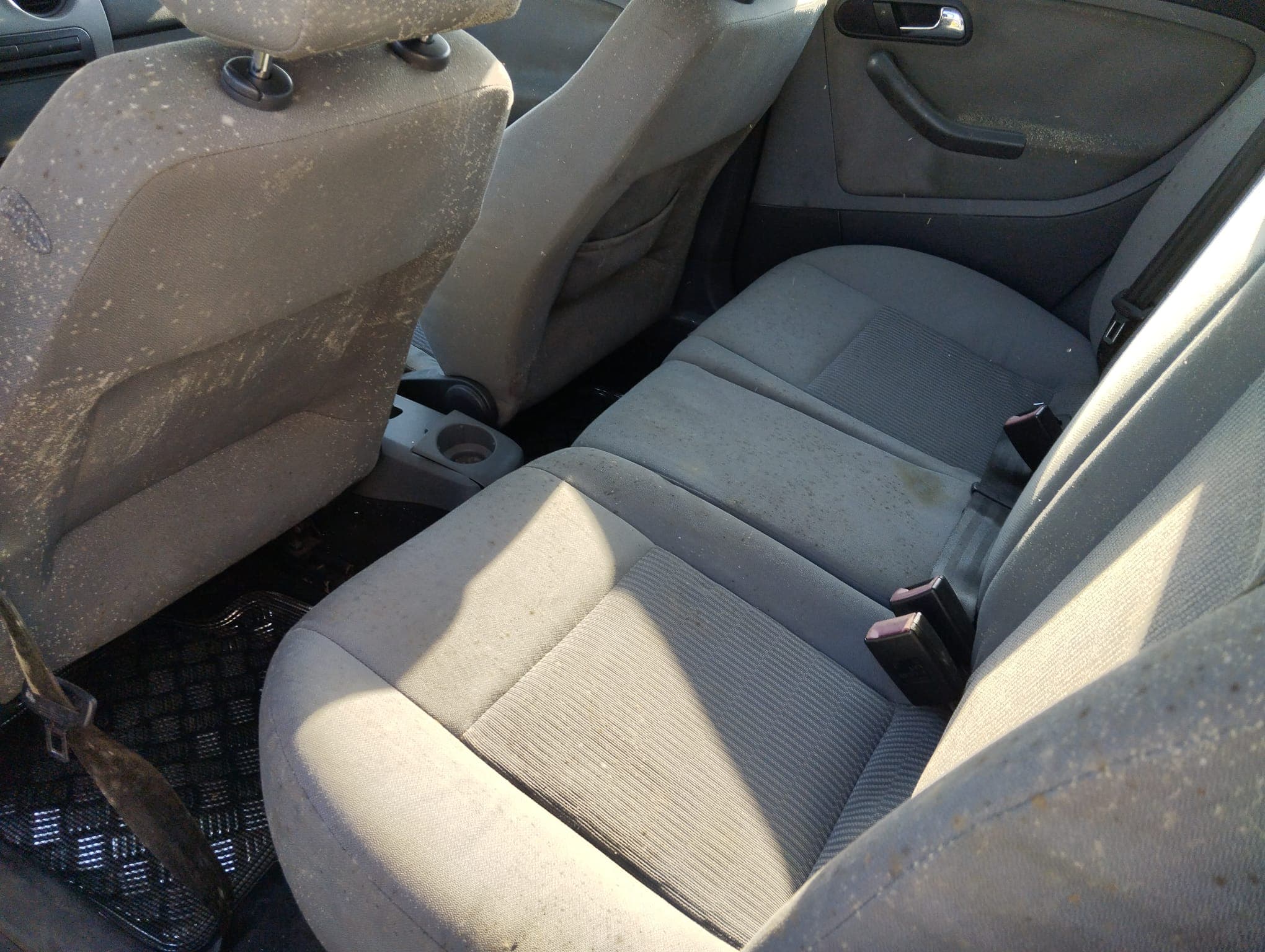Seat Ibiza · Ano 2003 — image 14