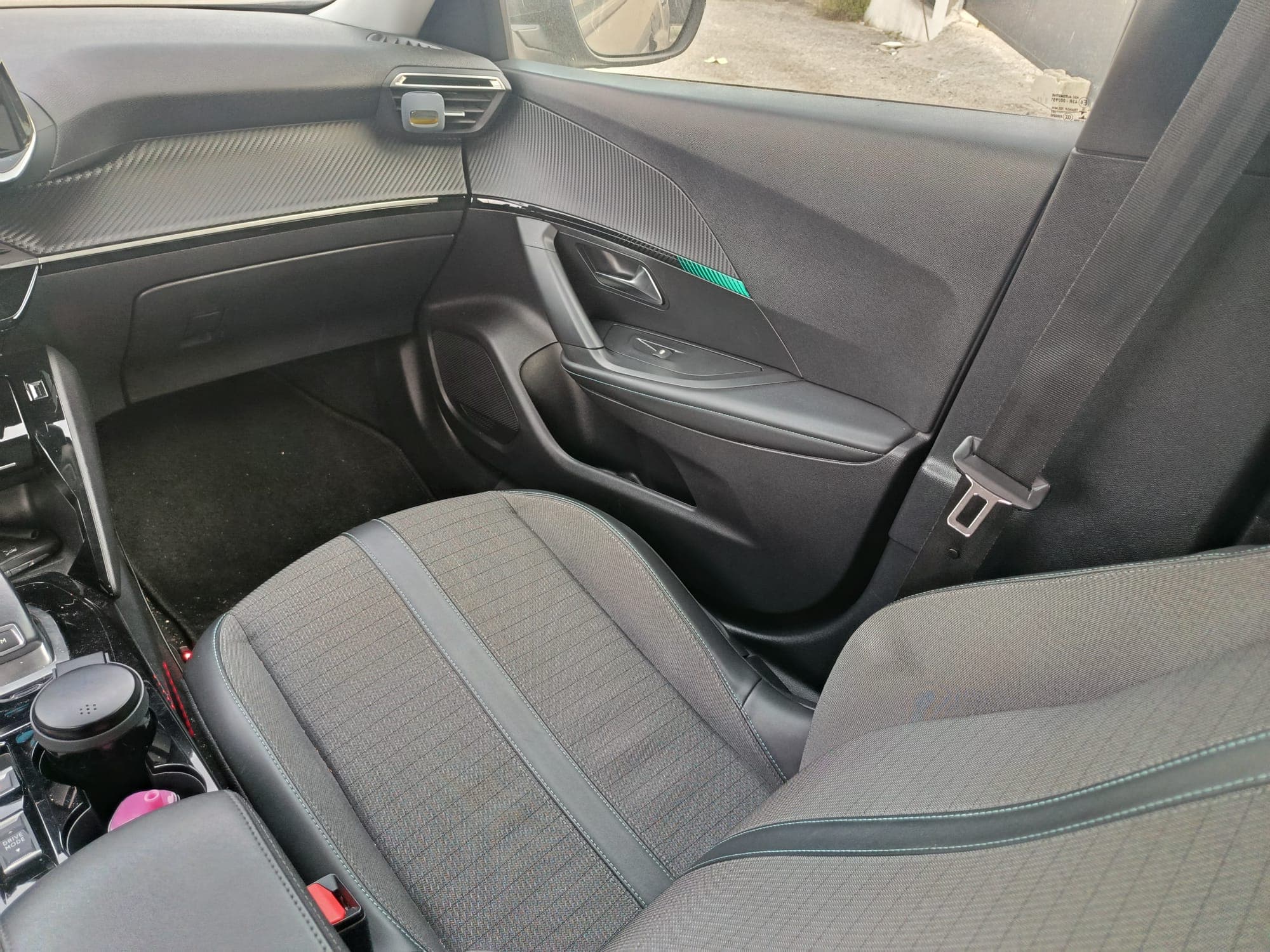 Peugeot 2008 · Année 2021 — image 14