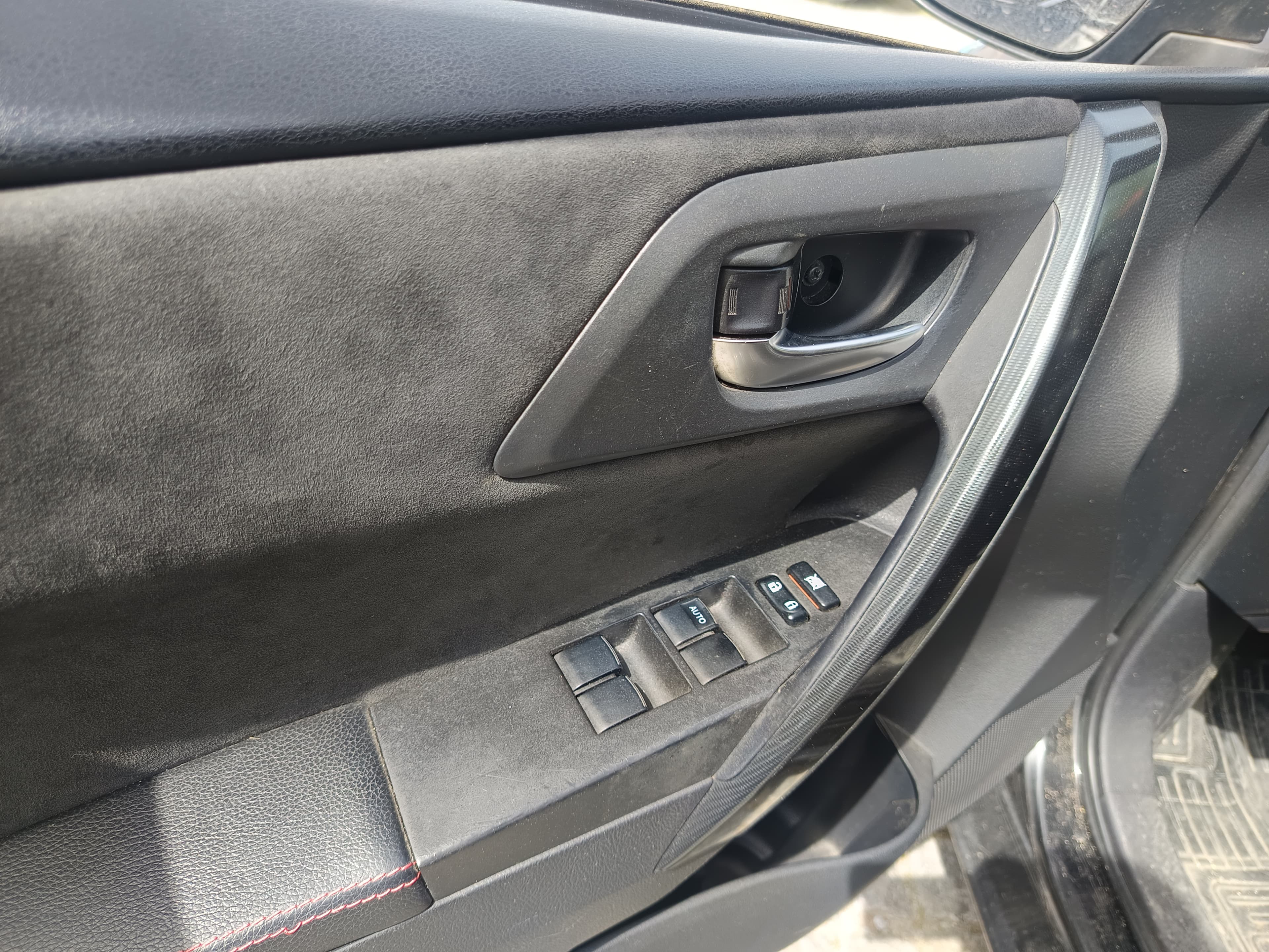 Toyota Auris · Ano 2013 — image 44