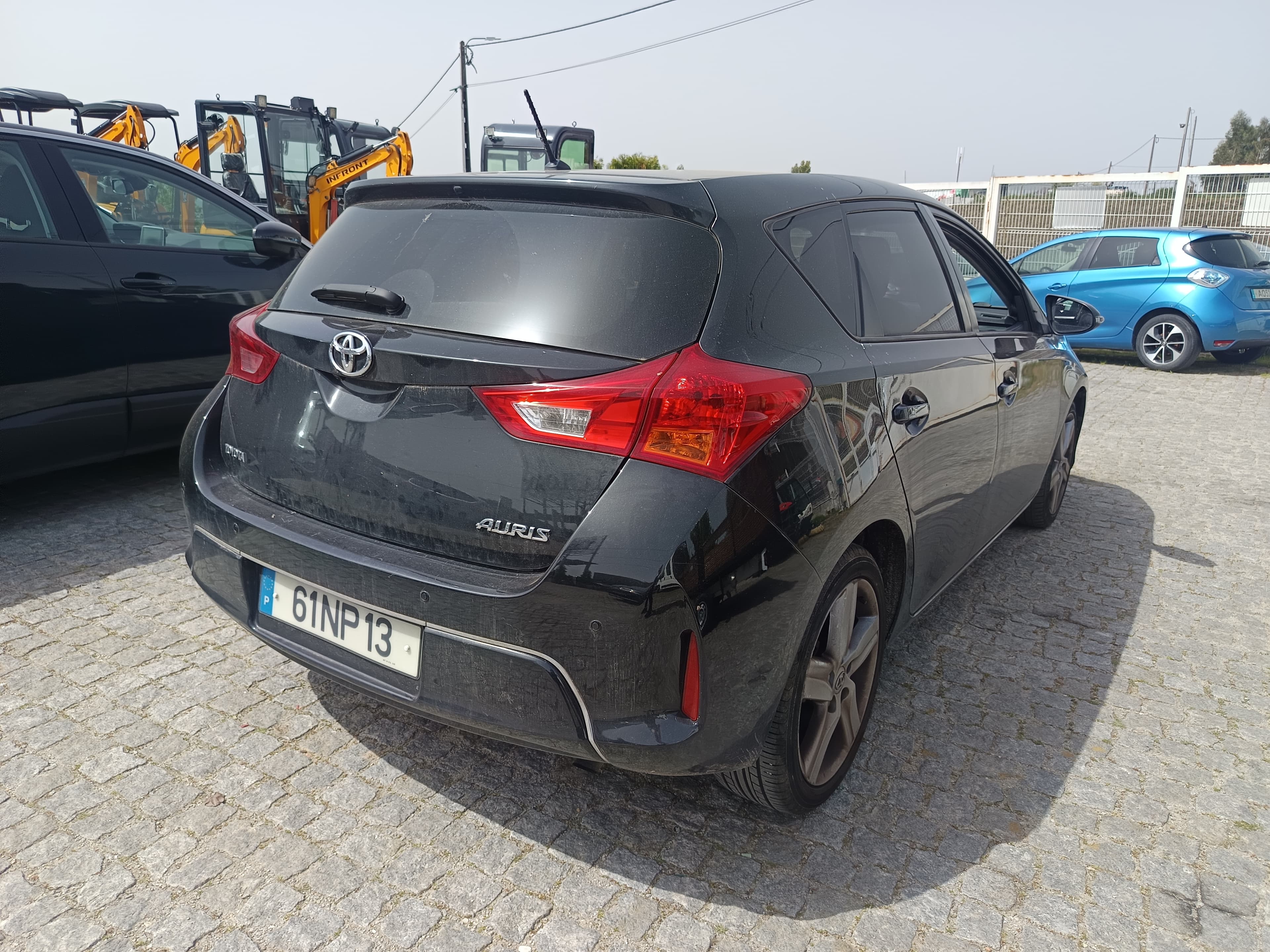 Toyota Auris · Ano 2013 — image 4