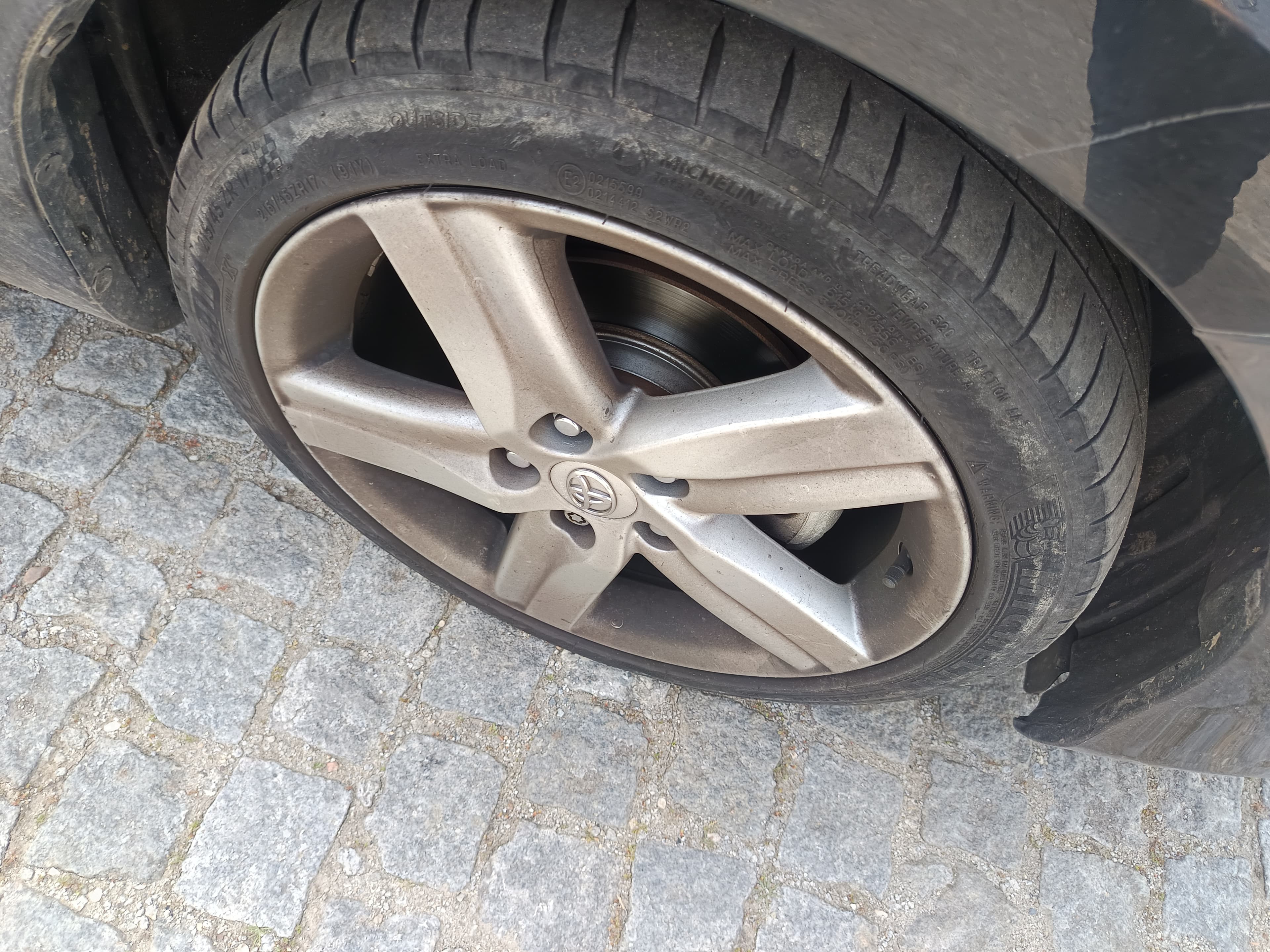 Toyota Auris · Ano 2013 — image 7
