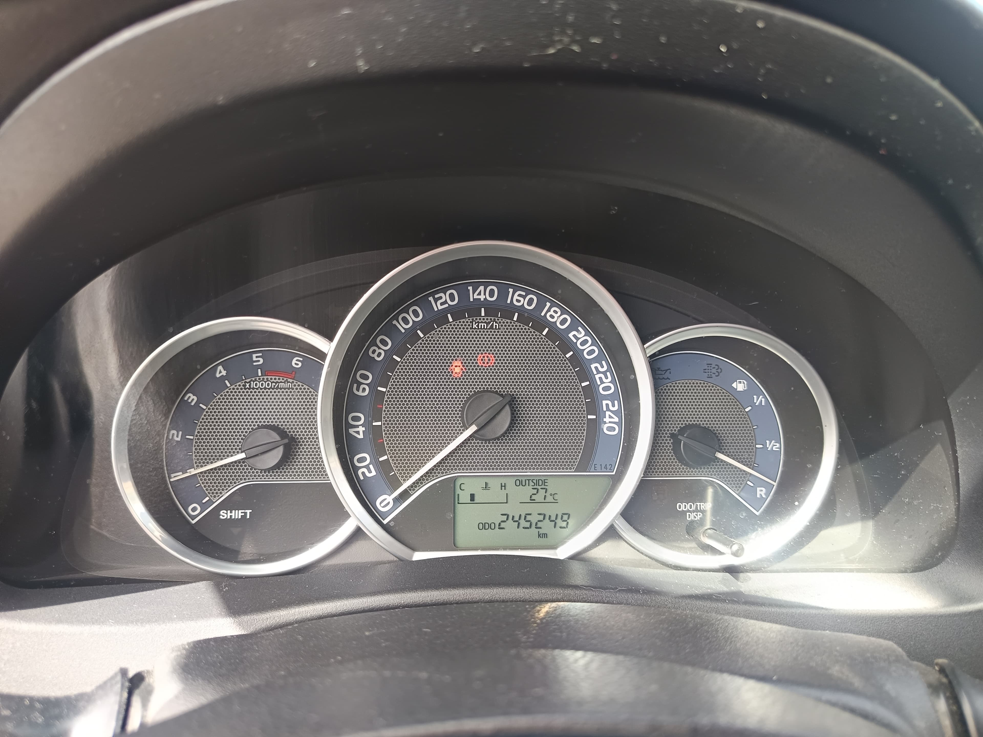 Toyota Auris · Ano 2013 — image 36