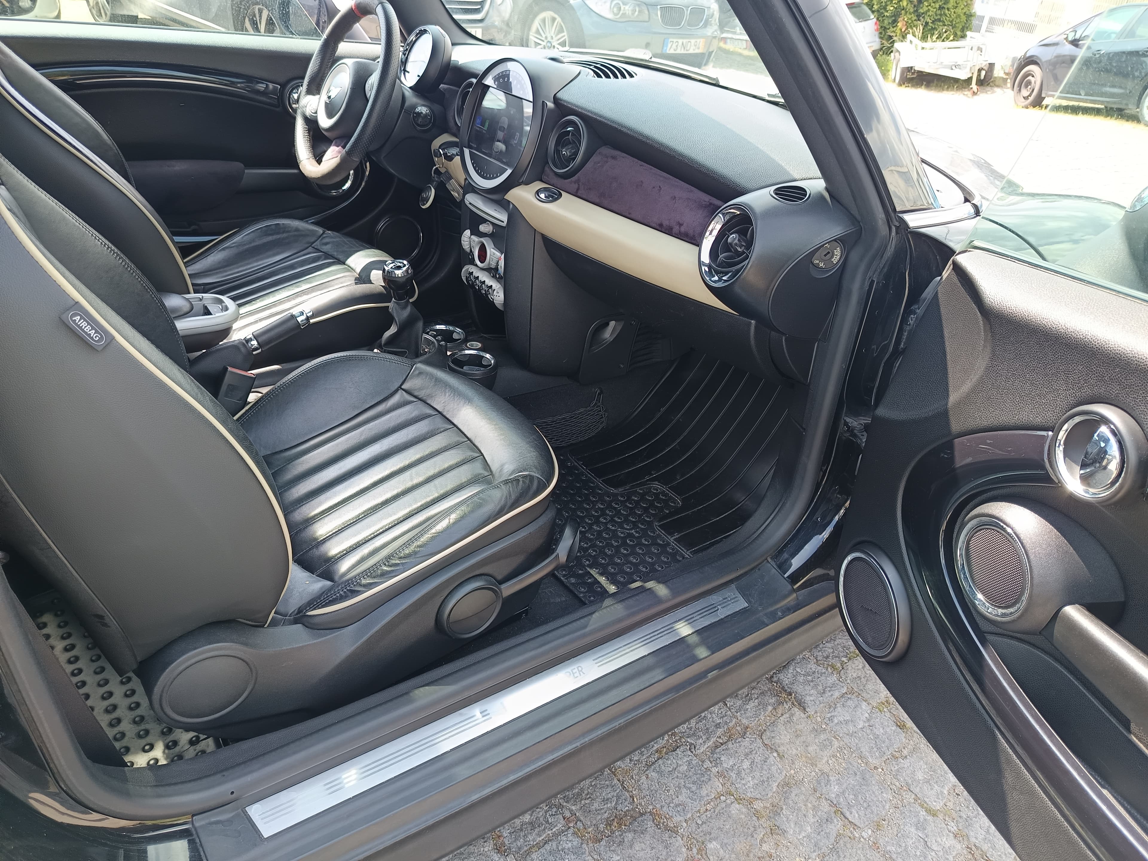 Mini Cooper D · Ano 2009 — image 19