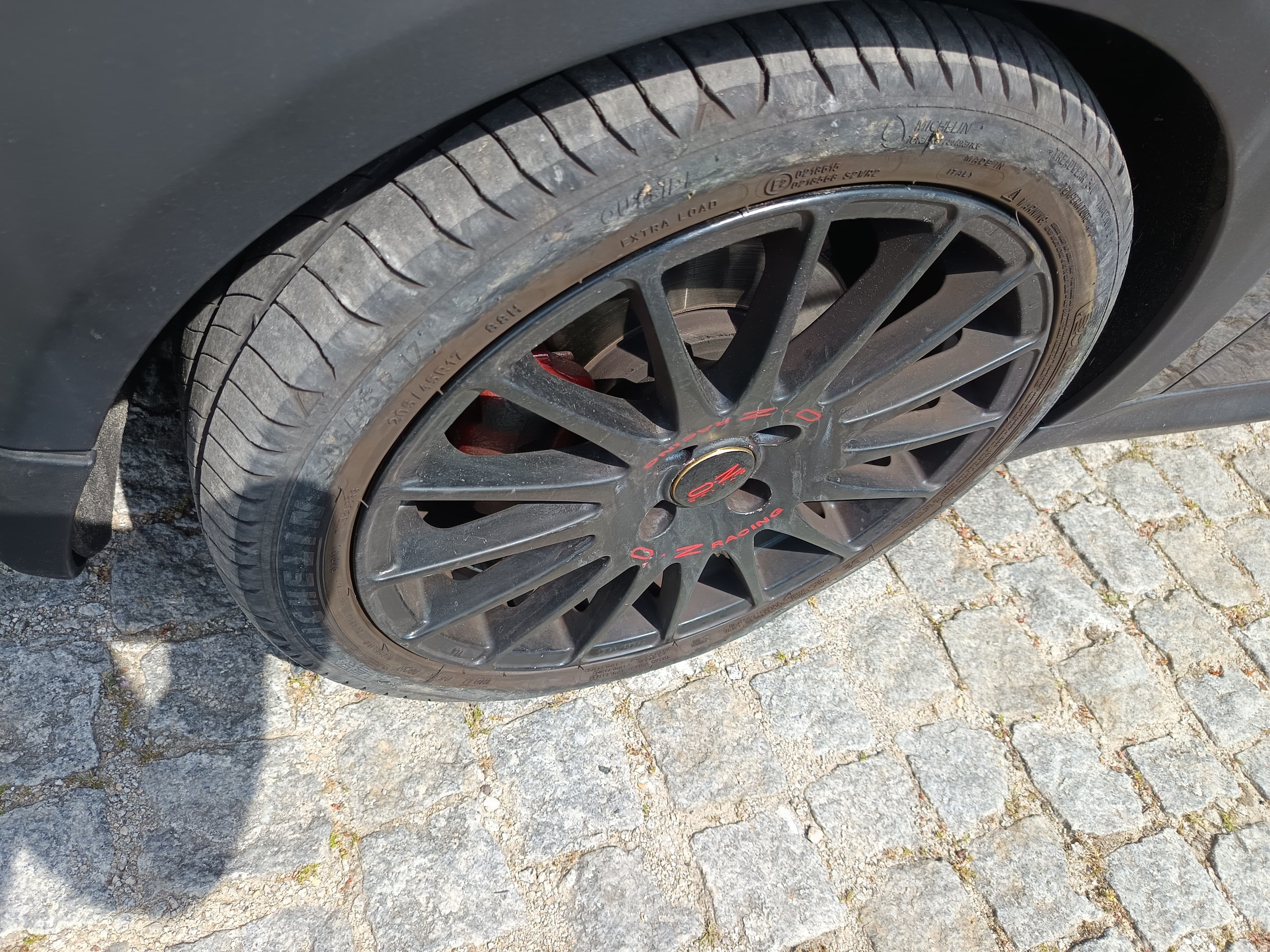 Mini Cooper D · Ano 2009 — image 17