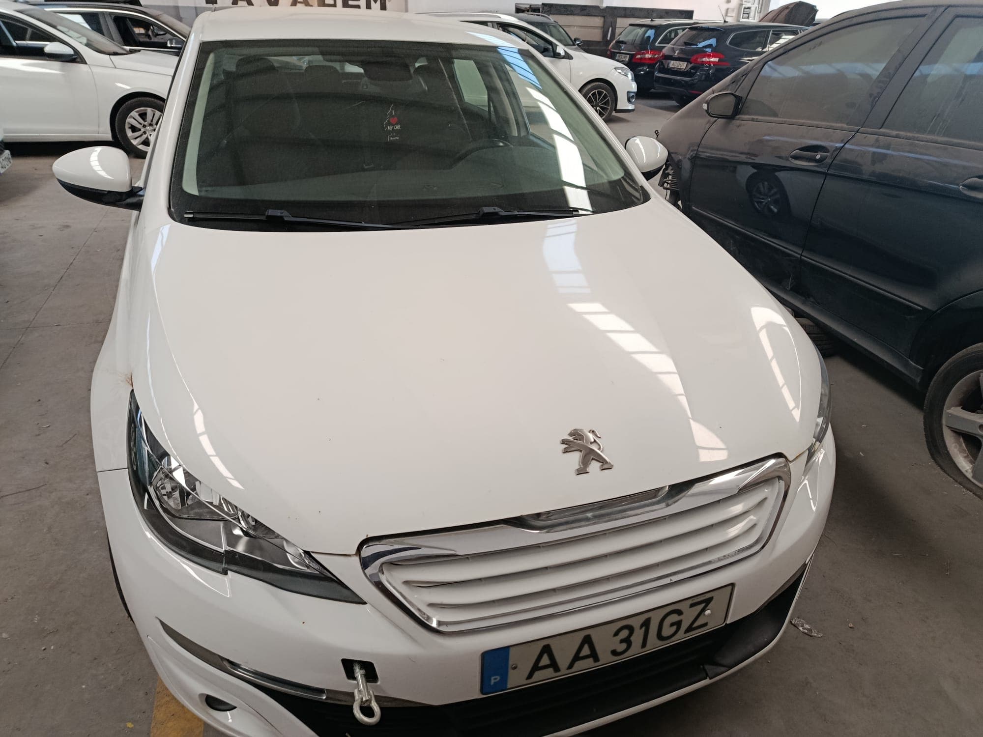 Peugeot 308 II SW · Ano 2017 — image 2