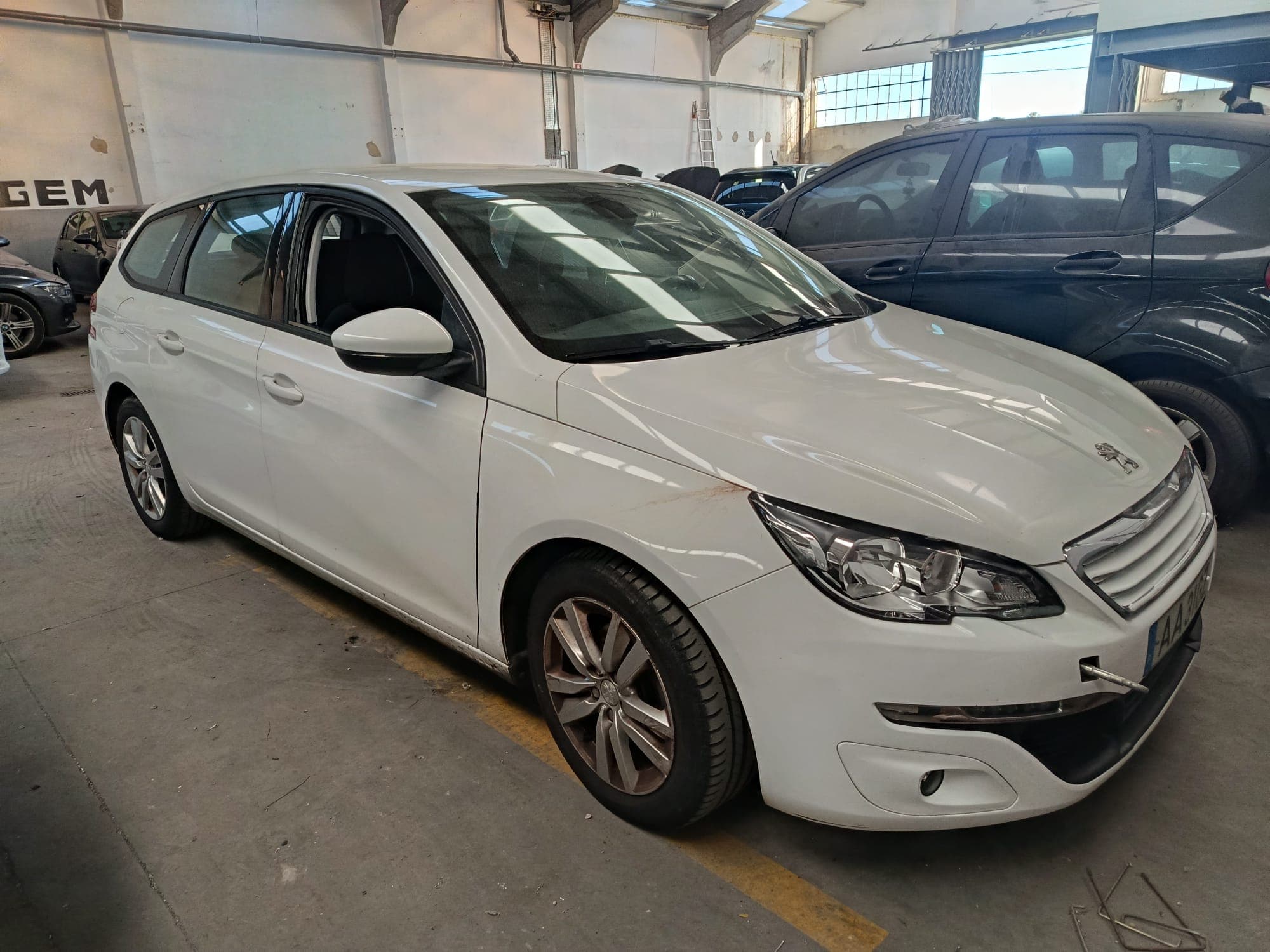 Peugeot 308 II SW · Ano 2017 — image 3