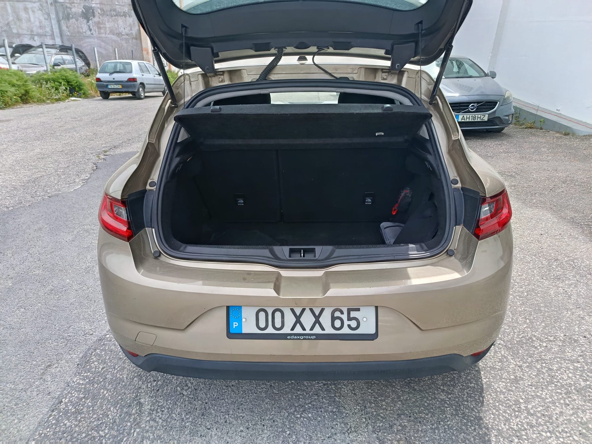 Renault Mégane · Année 2019 — image 10