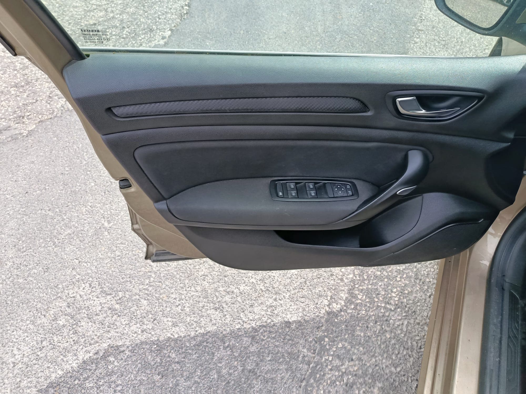 Renault Mégane · Année 2019 — image 17