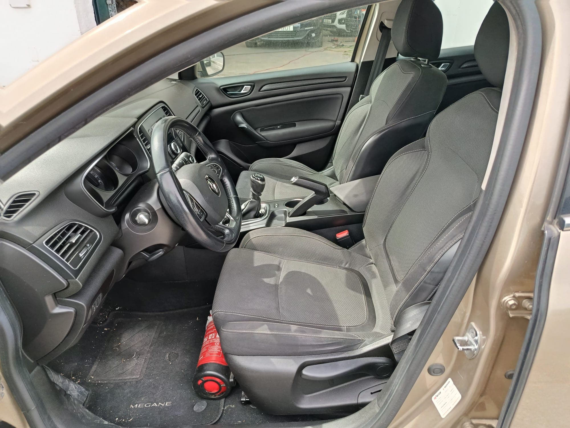 Renault Mégane · Année 2019 — image 13