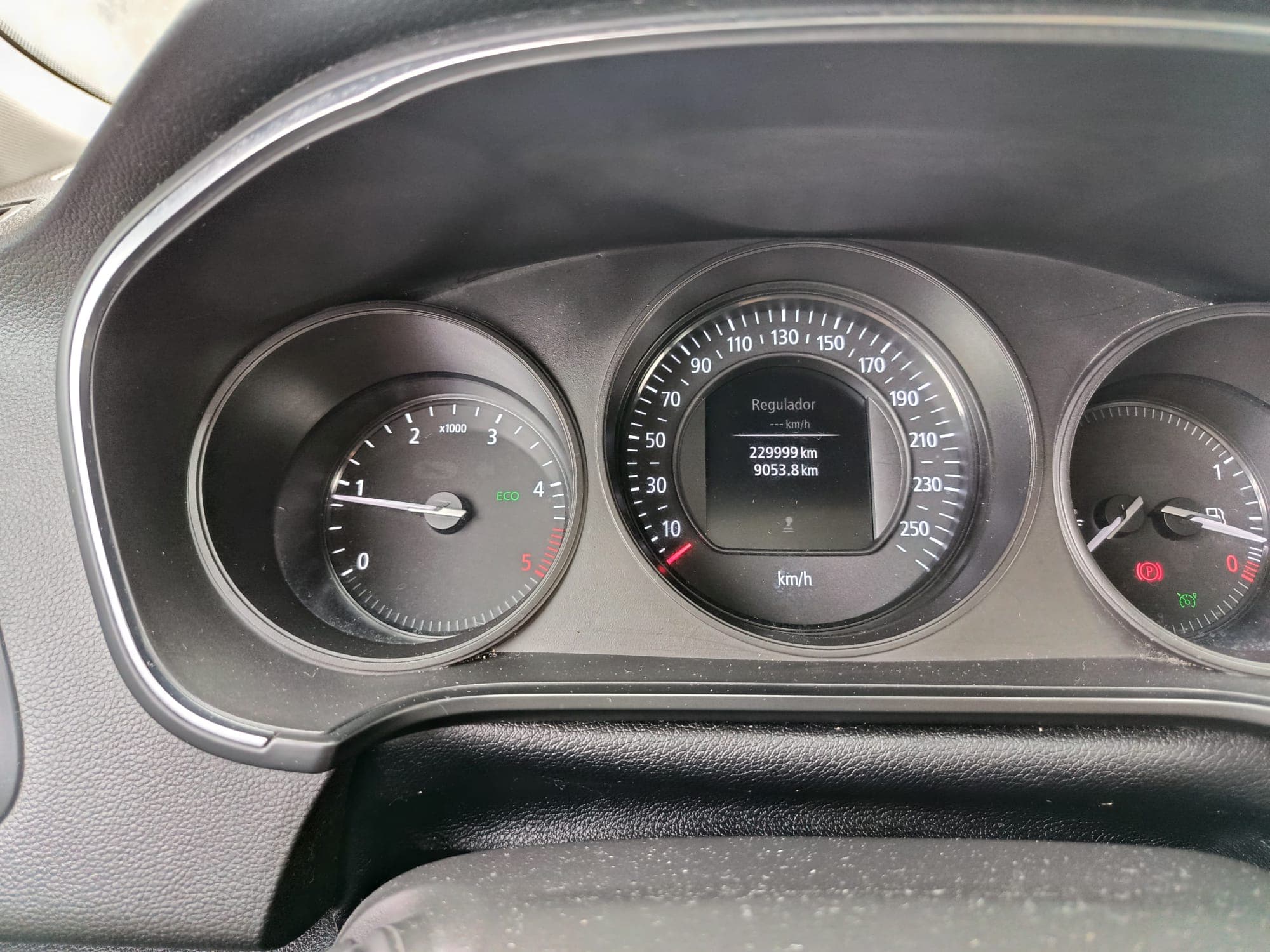 Renault Mégane · Année 2019 — image 12