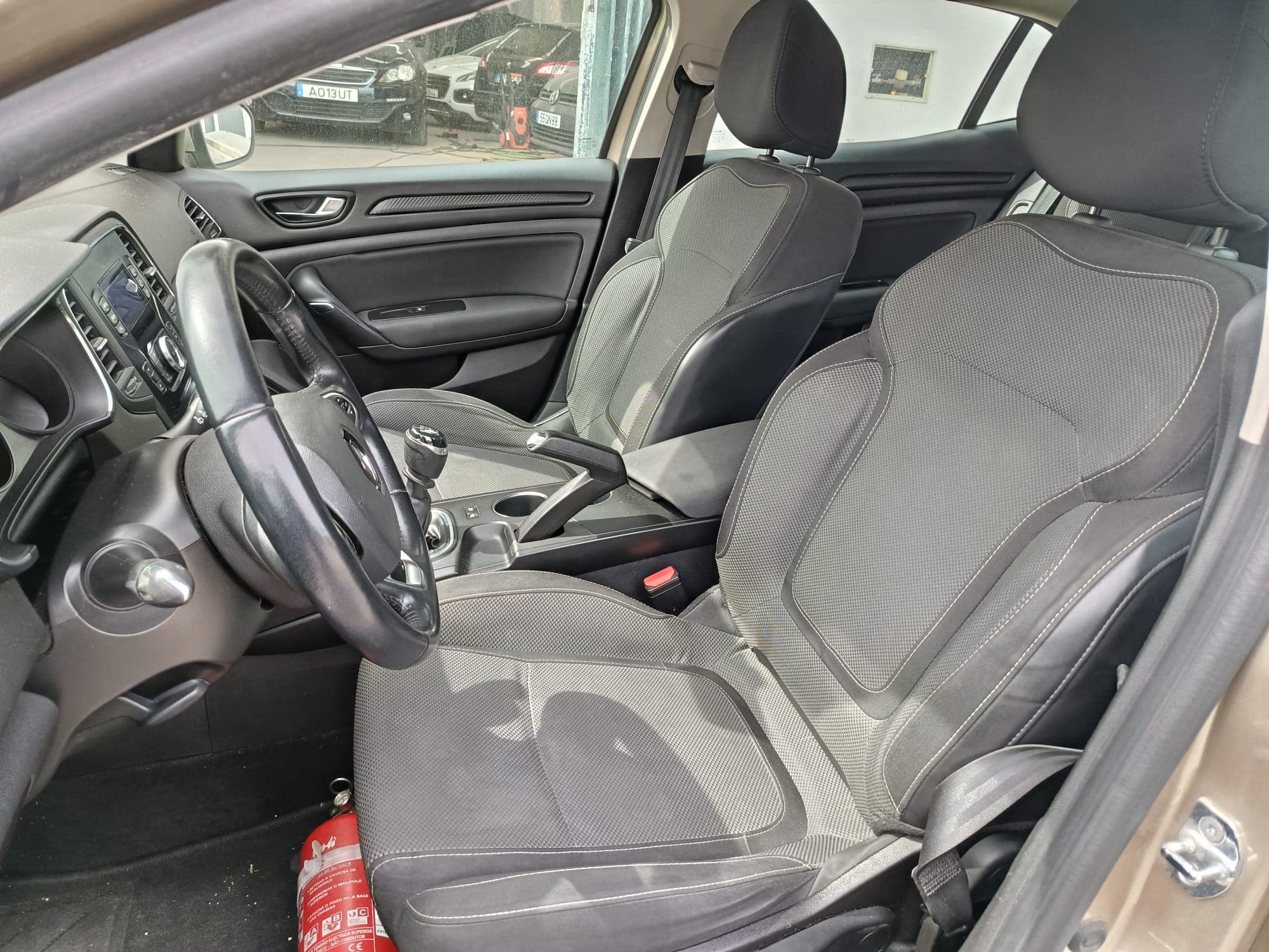 Renault Mégane · Année 2019 — image 15