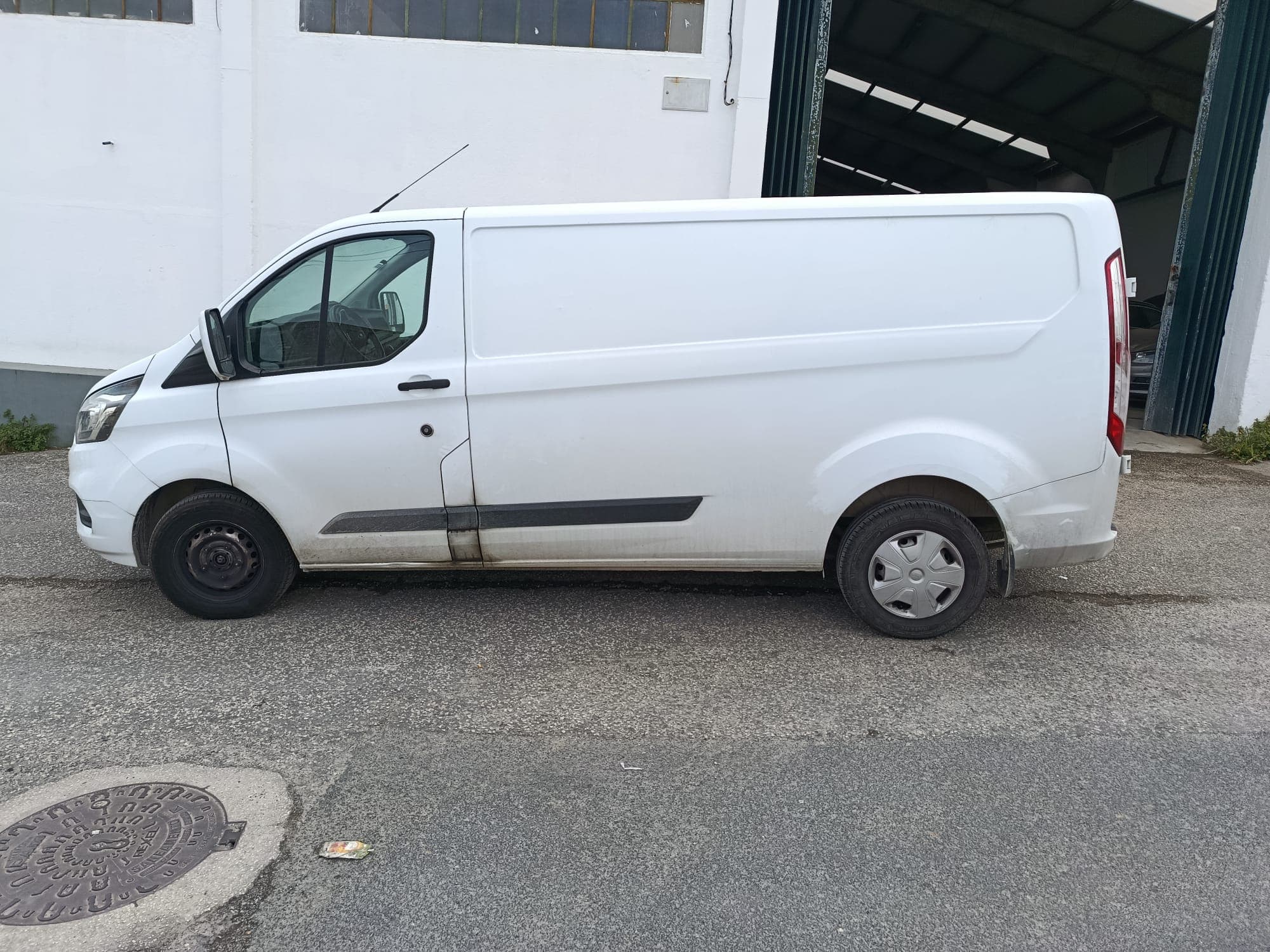 Ford Transit · Ano 2022 — image 4