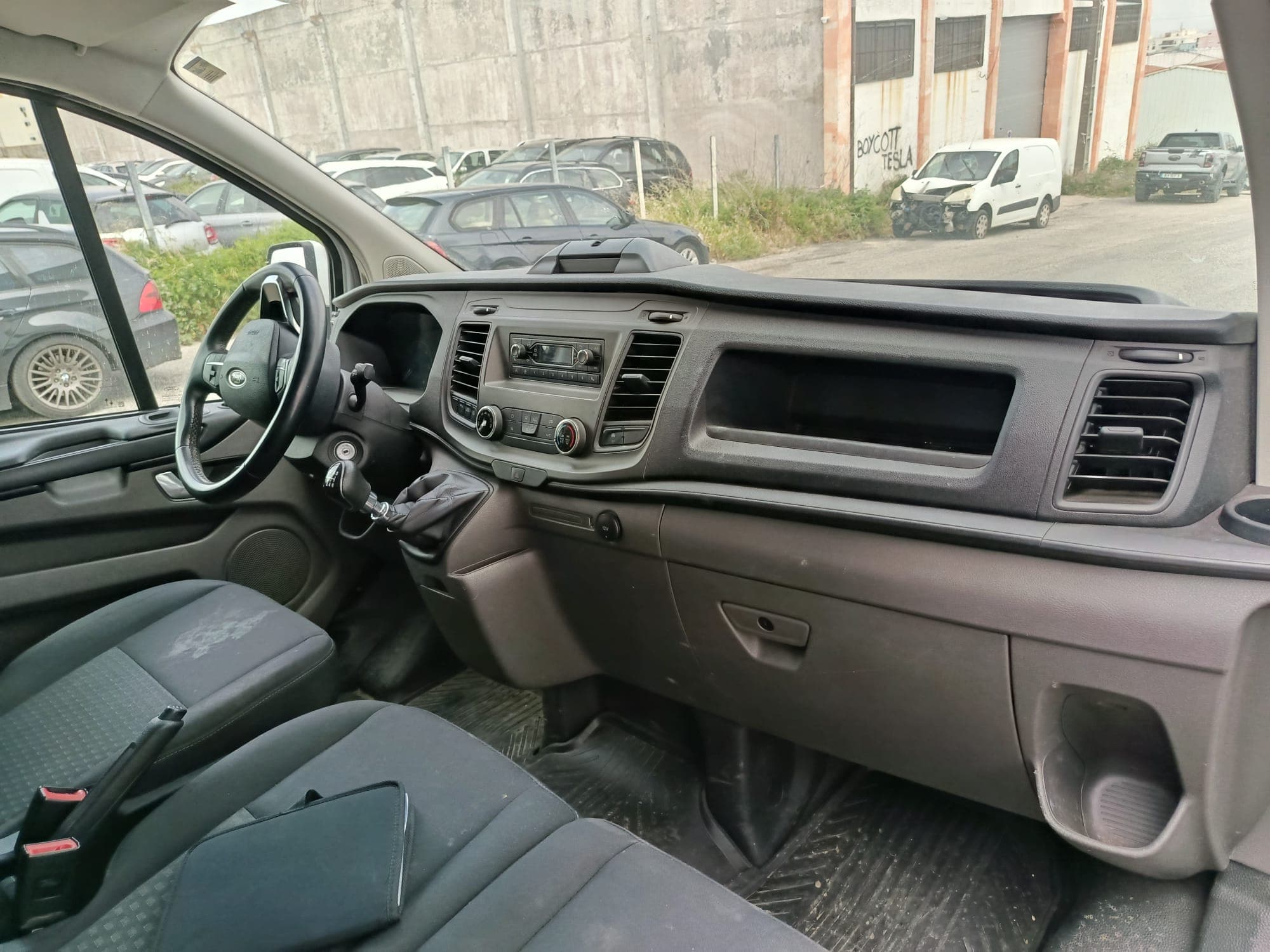 Ford Transit · Ano 2022 — image 16